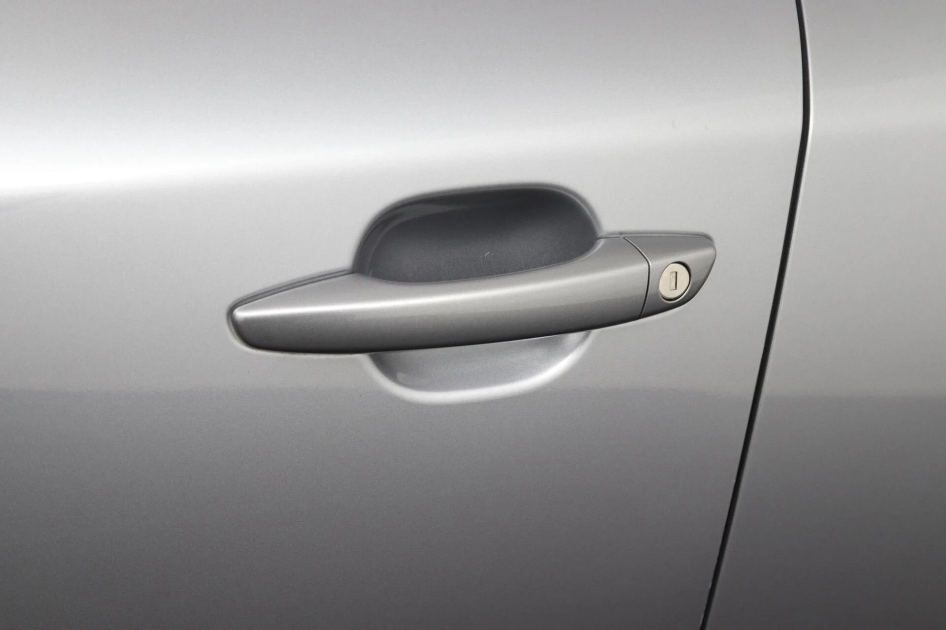 Hoofdafbeelding Peugeot e-2008