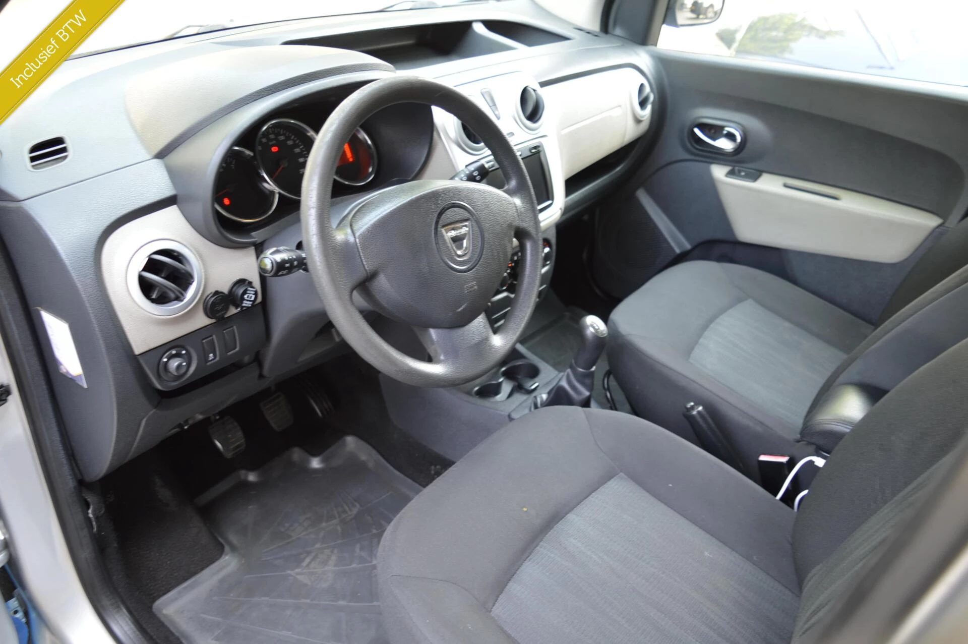 Hoofdafbeelding Dacia Dokker