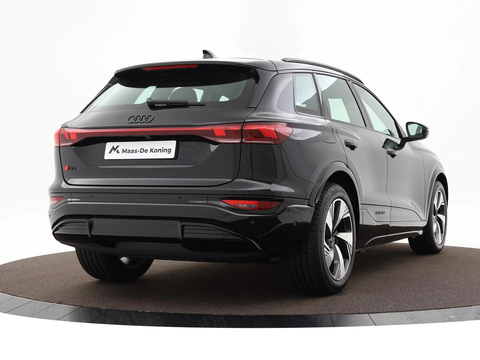 Hoofdafbeelding Audi Q6 e-tron