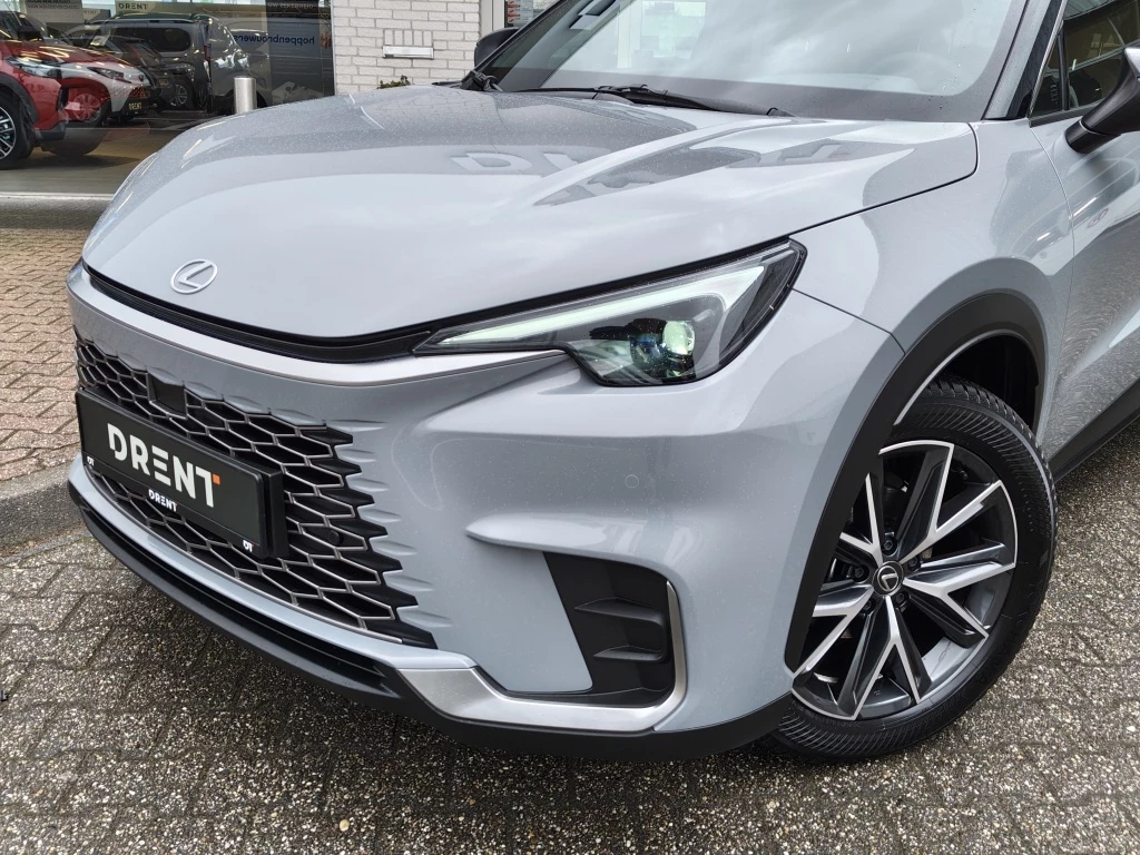 Hoofdafbeelding Lexus LBX