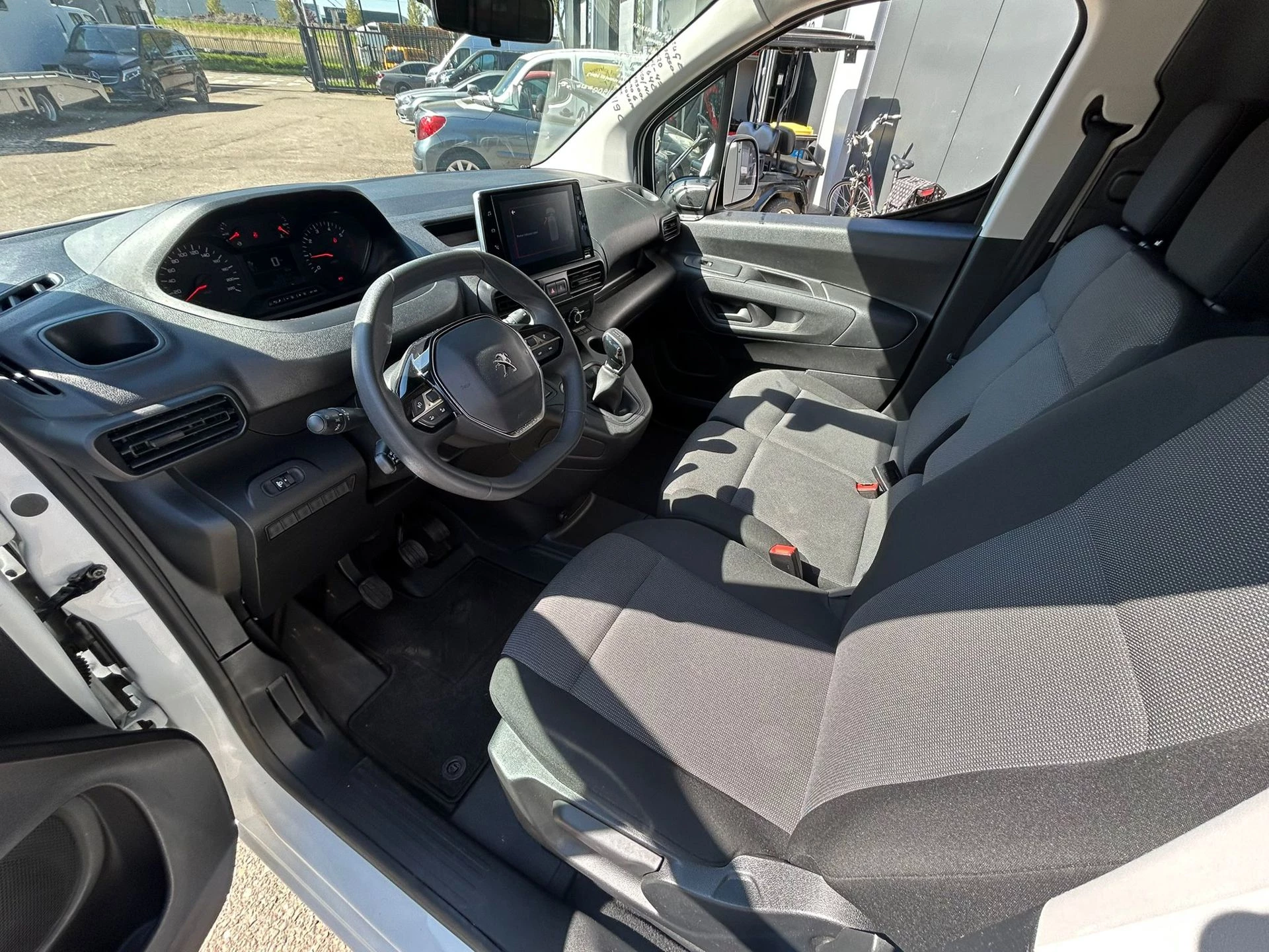 Hoofdafbeelding Peugeot Partner