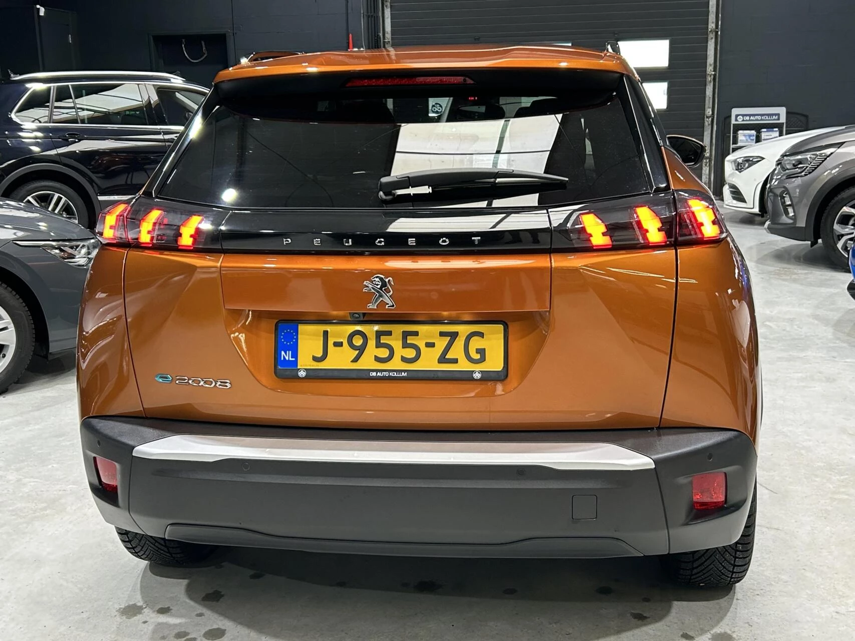 Hoofdafbeelding Peugeot e-2008