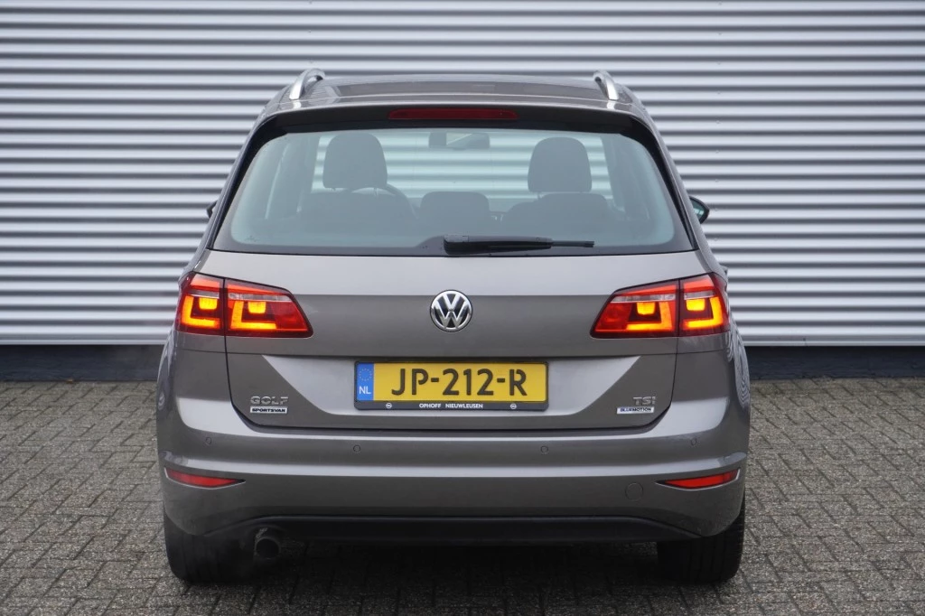 Hoofdafbeelding Volkswagen Golf Sportsvan