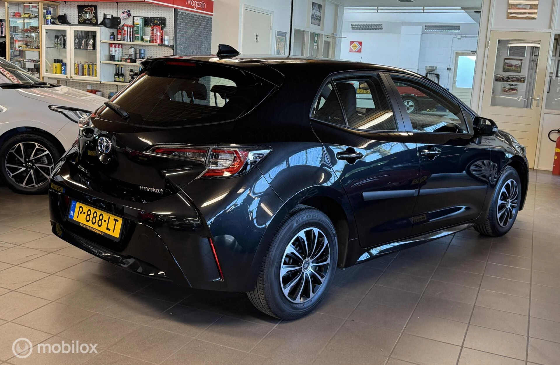 Hoofdafbeelding Toyota Corolla