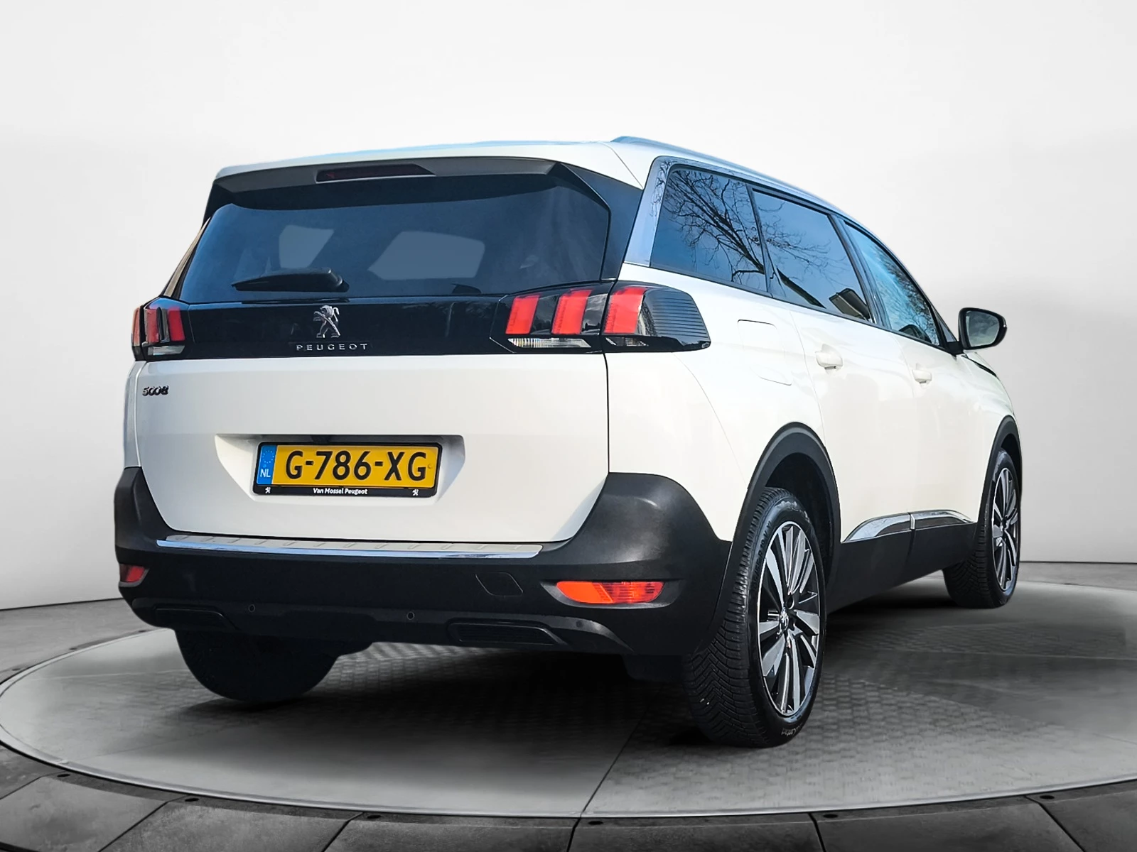 Hoofdafbeelding Peugeot 5008