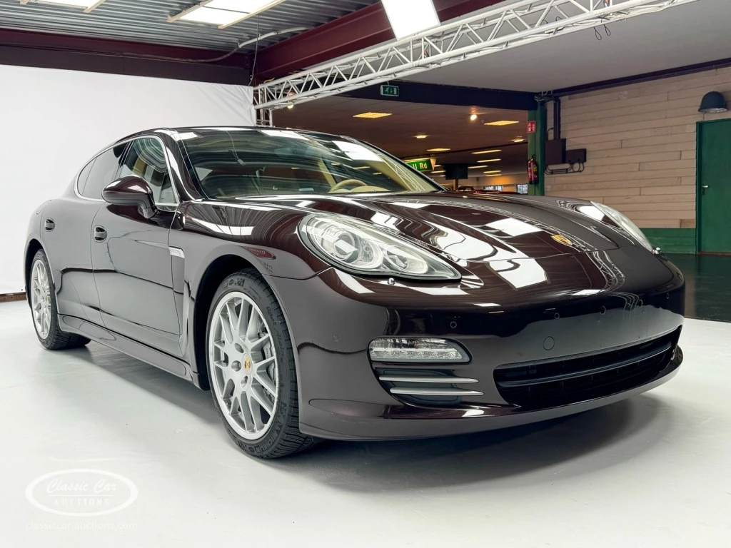 Hoofdafbeelding Porsche Panamera