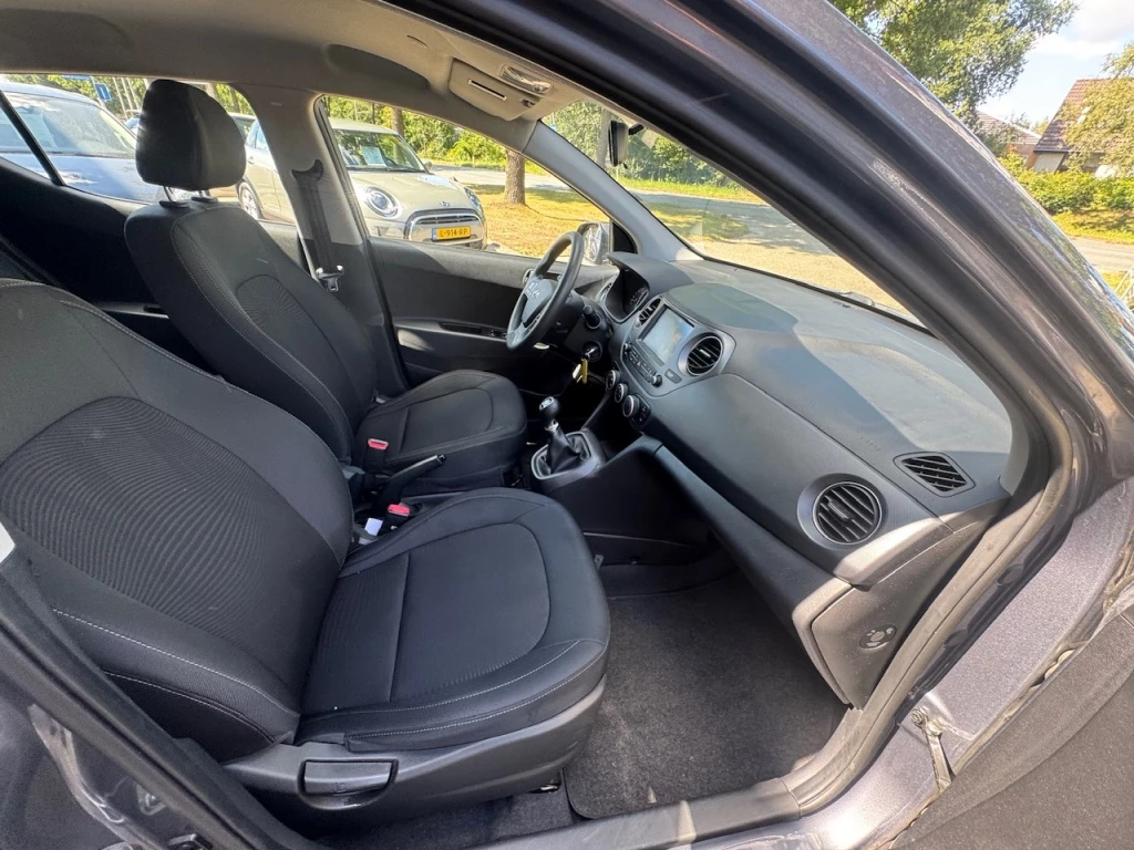 Hoofdafbeelding Hyundai i10