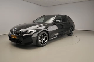 BMW 3 Serie Touring 318i | M-Sportpakket | LED | Leder | Navigatie | Schuifdak | Sportstoelen | DAB | Hifi speakers | Alu 18 inch