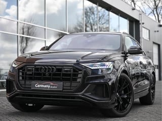 Audi Q8 55TFSI E 381pk Quattro Competition RS-Zetels Pano B&O HUD Softclose 360Camera 22-INCH