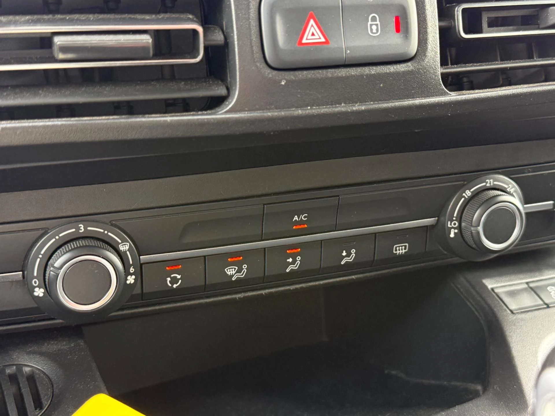 Hoofdafbeelding Peugeot Rifter