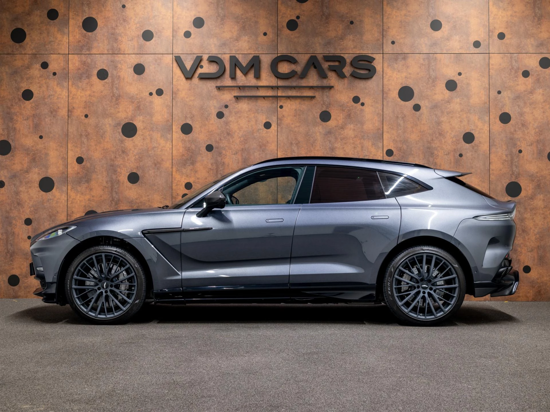 Hoofdafbeelding Aston Martin DBX