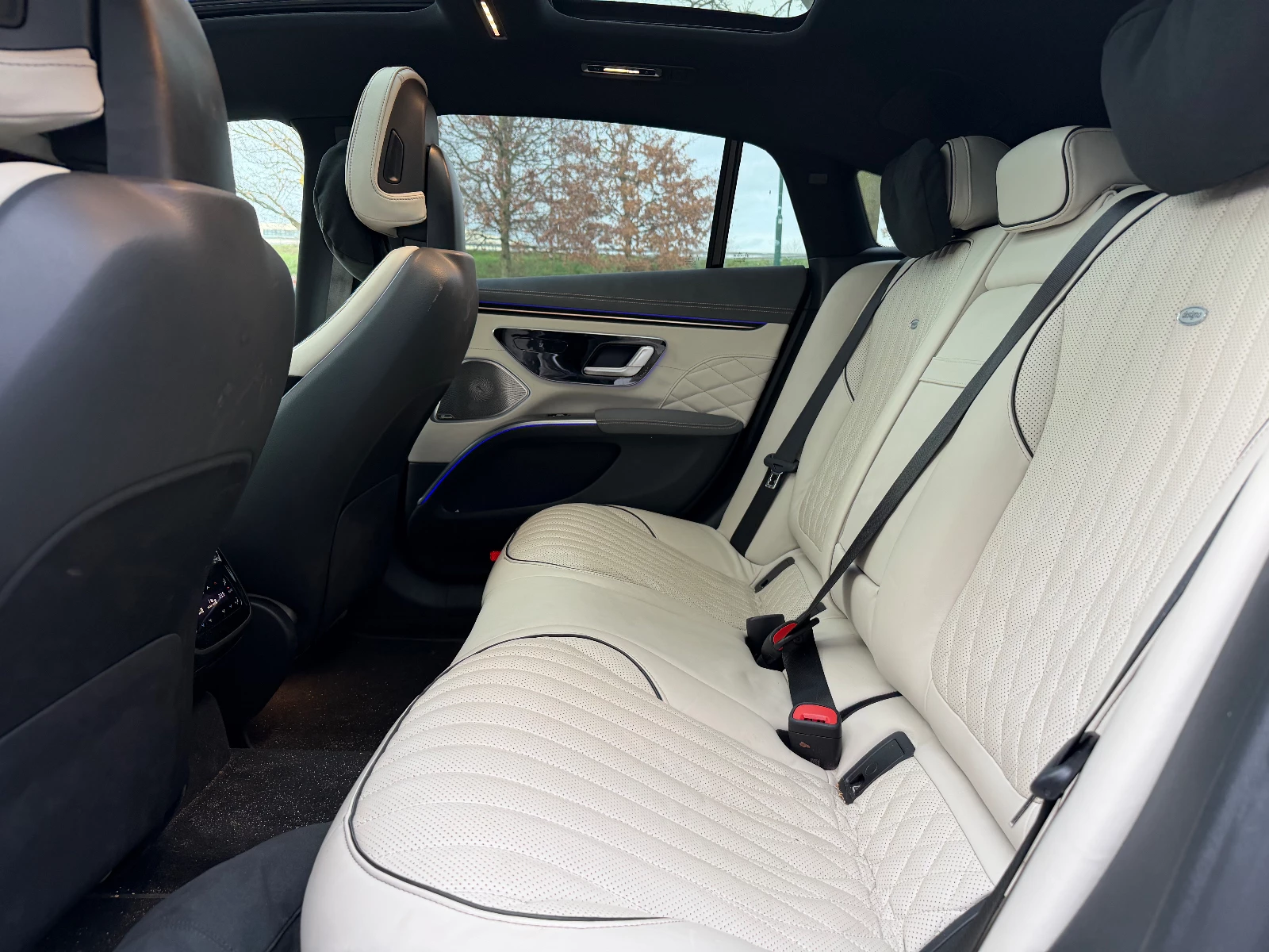 Hoofdafbeelding Mercedes-Benz EQS