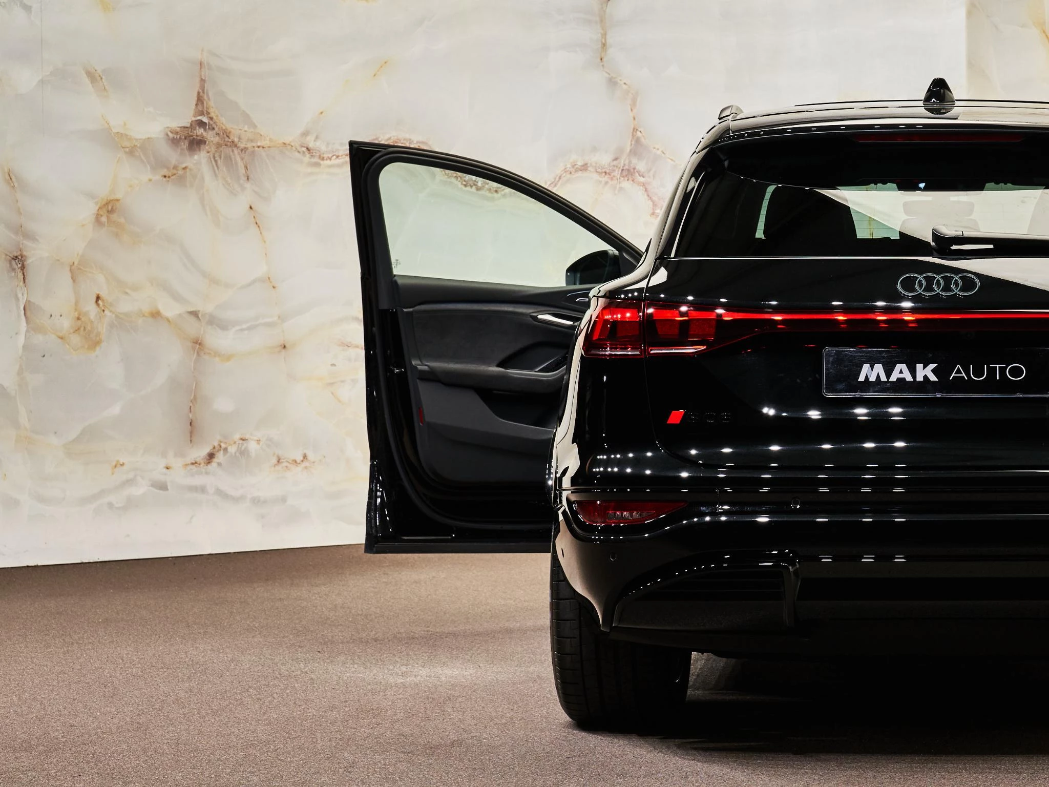 Hoofdafbeelding Audi SQ6 e-tron