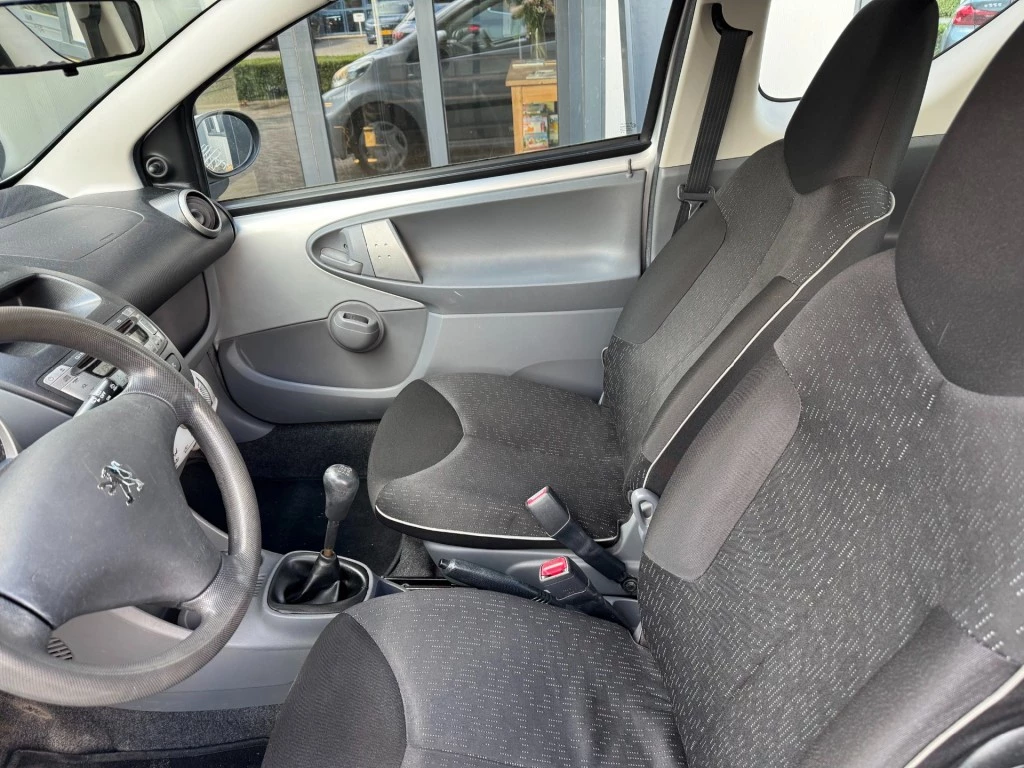 Hoofdafbeelding Peugeot 107