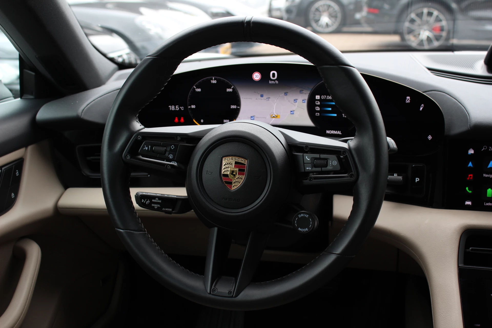 Hoofdafbeelding Porsche Taycan