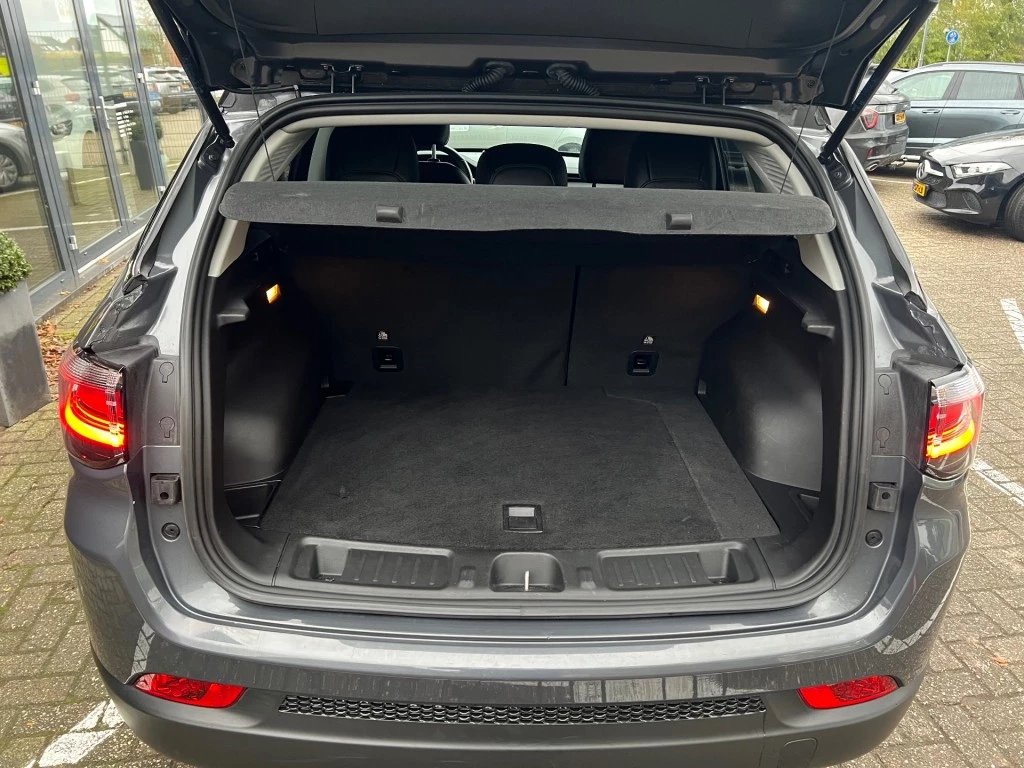 Hoofdafbeelding Jeep Compass