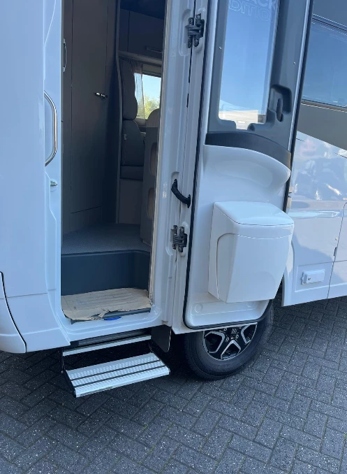 Hoofdafbeelding Wingamm Oasi 540 Black Edition