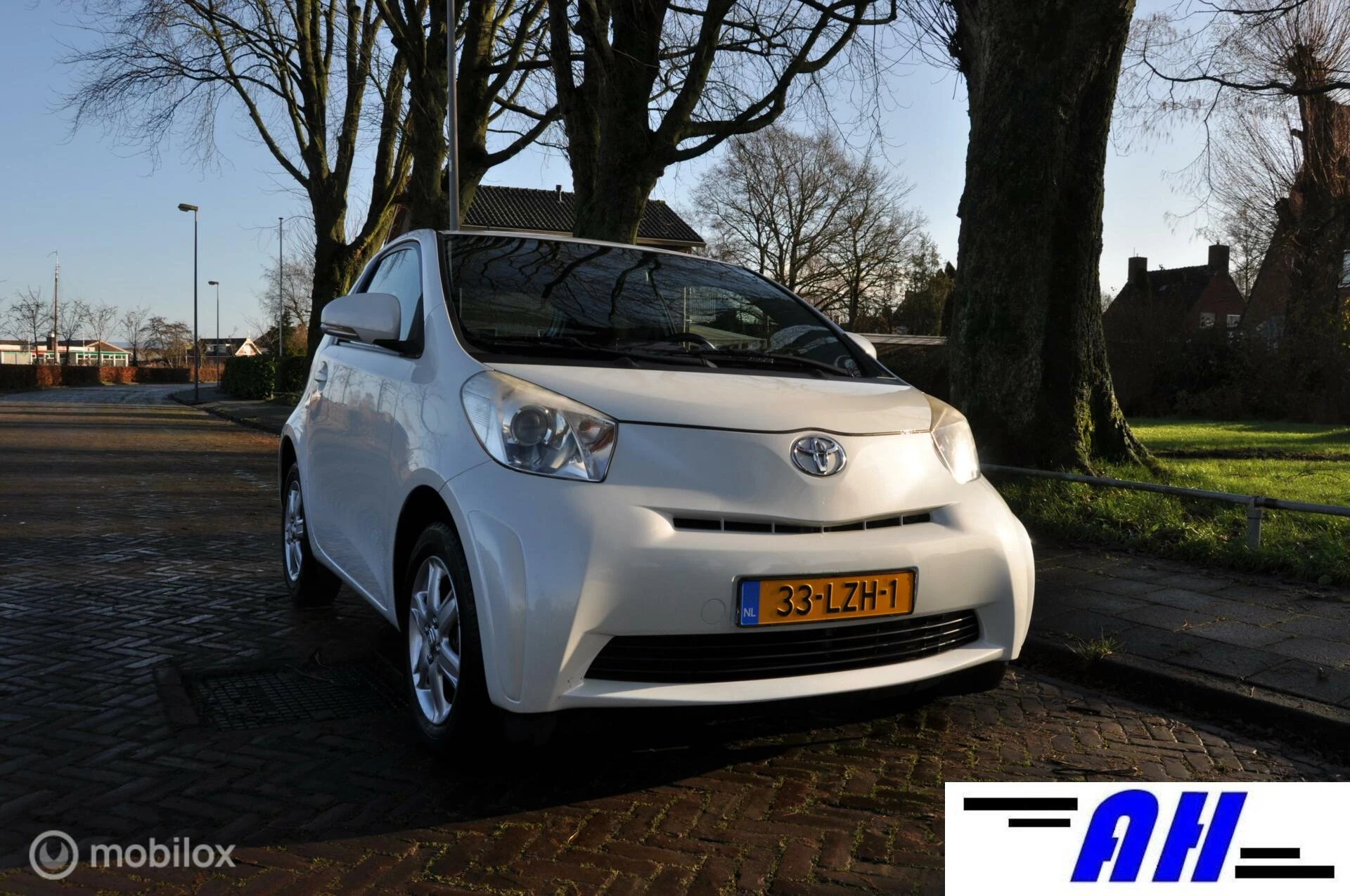 Hoofdafbeelding Toyota iQ