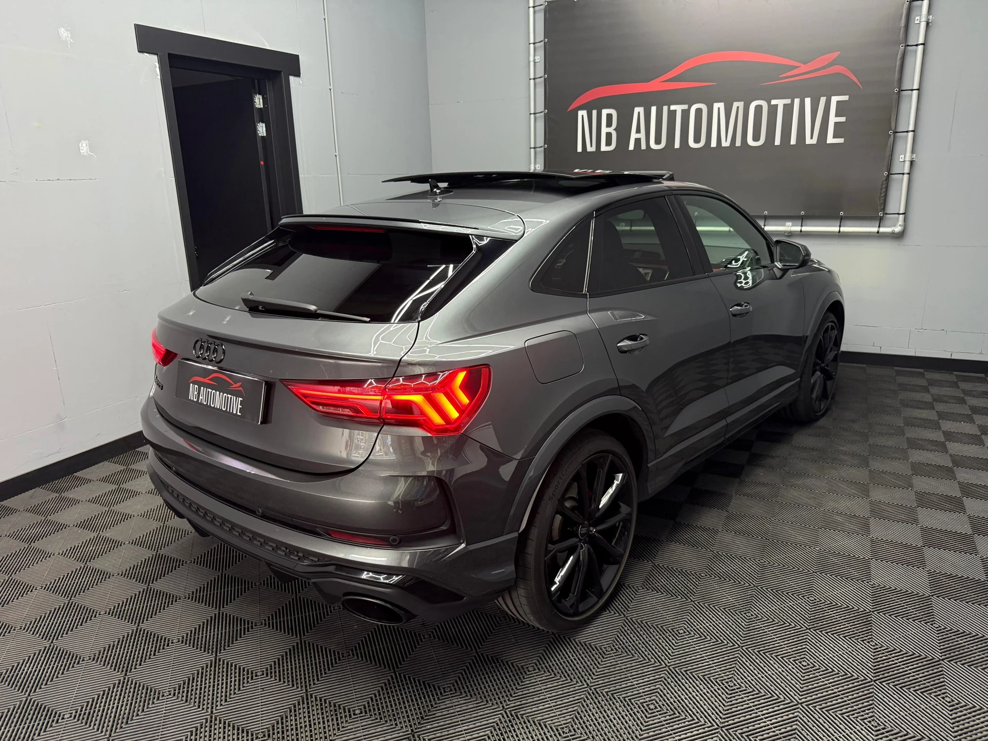 Hoofdafbeelding Audi RSQ3