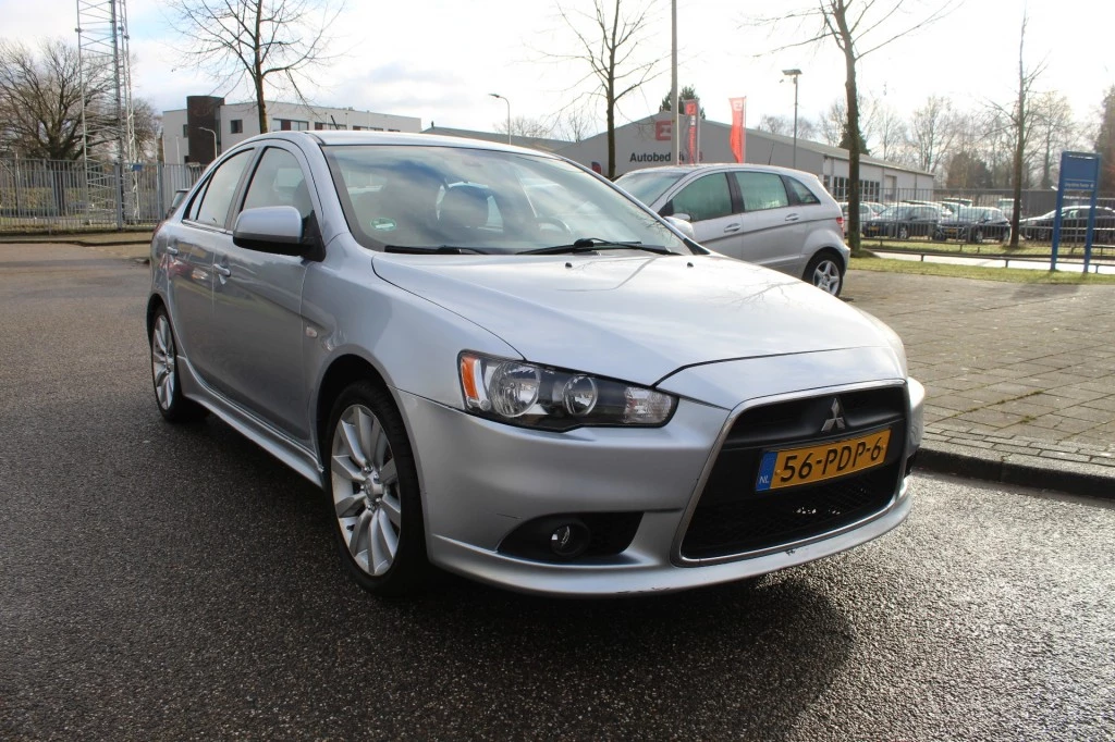 Hoofdafbeelding Mitsubishi Lancer