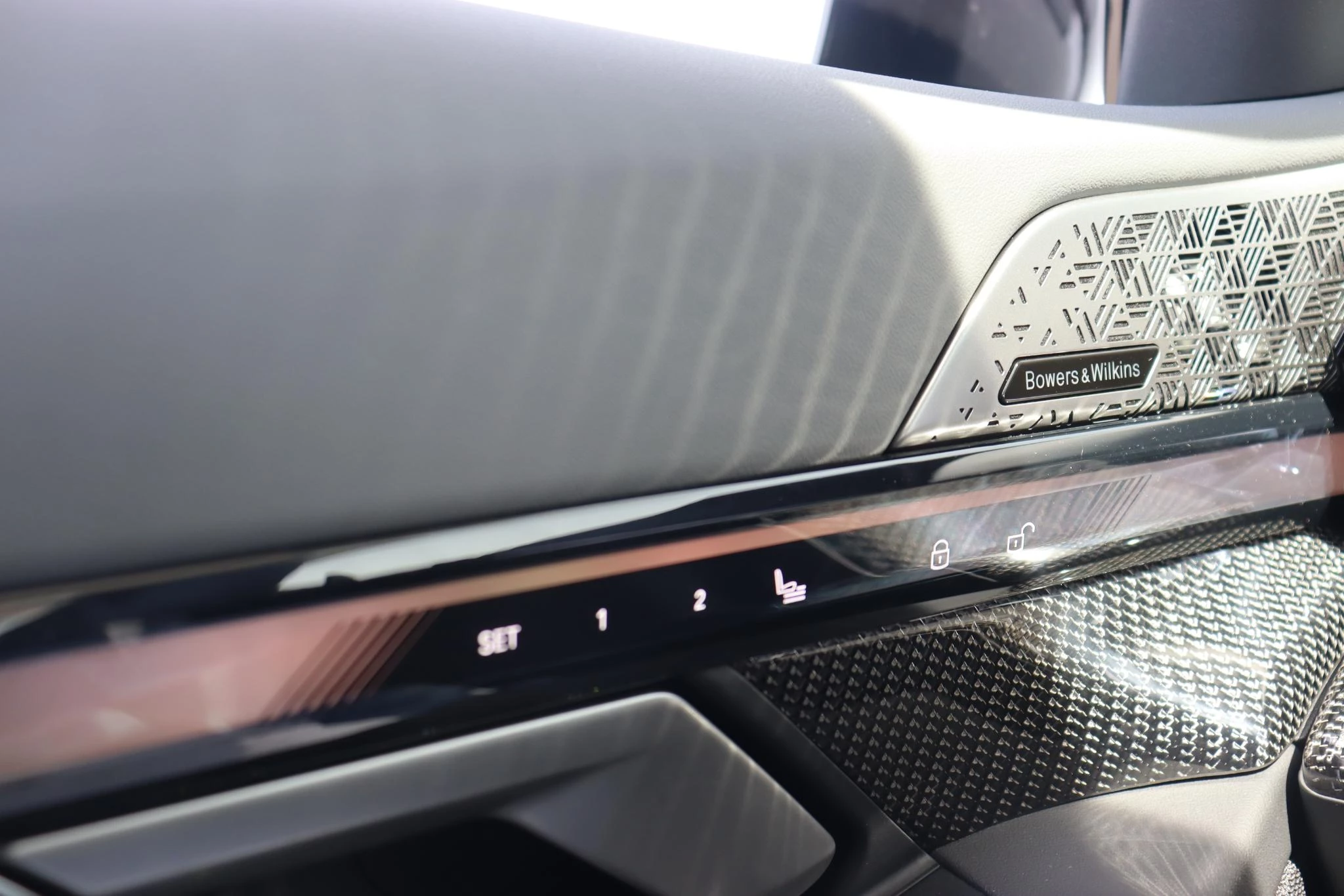 Hoofdafbeelding BMW i5