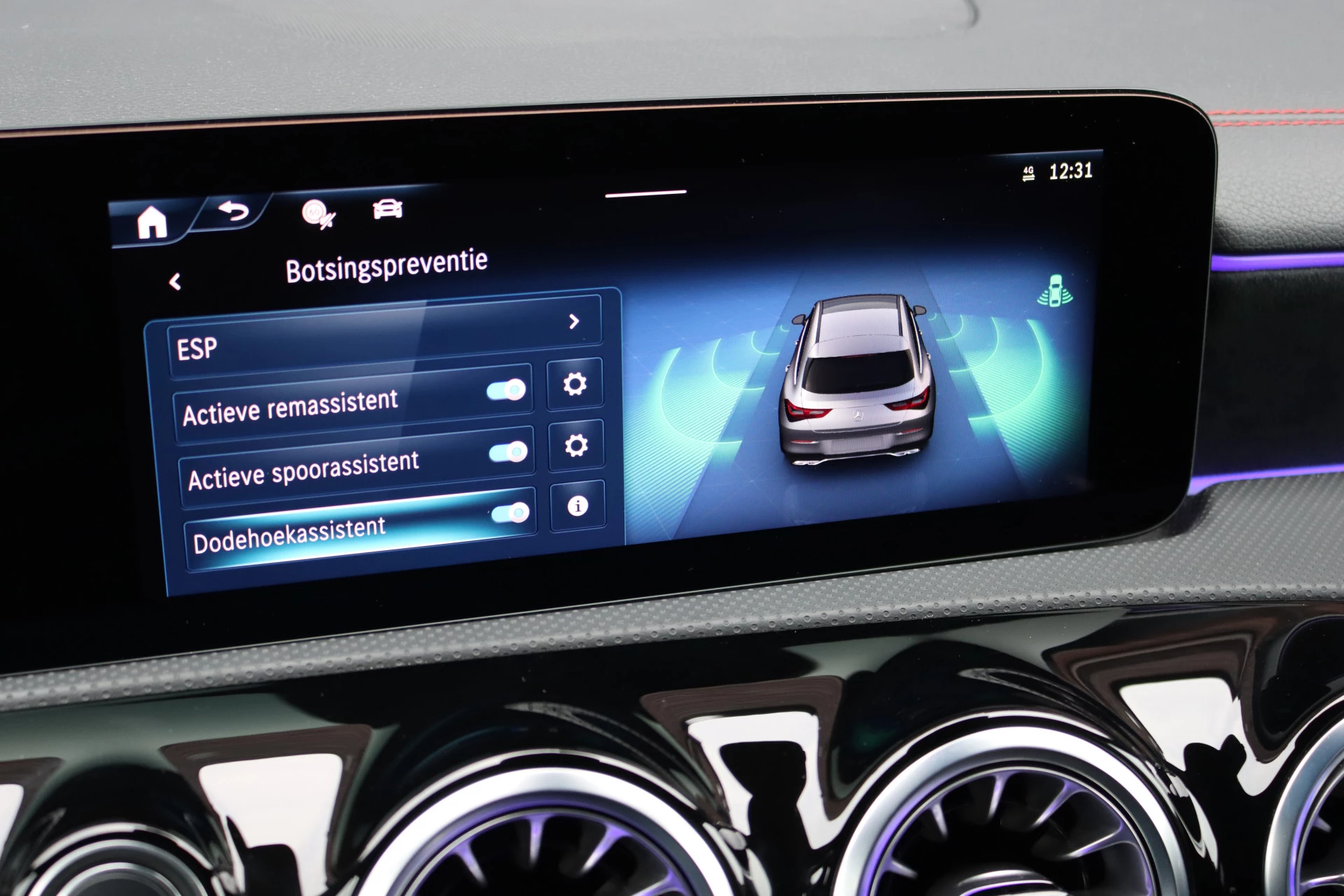 Hoofdafbeelding Mercedes-Benz CLA