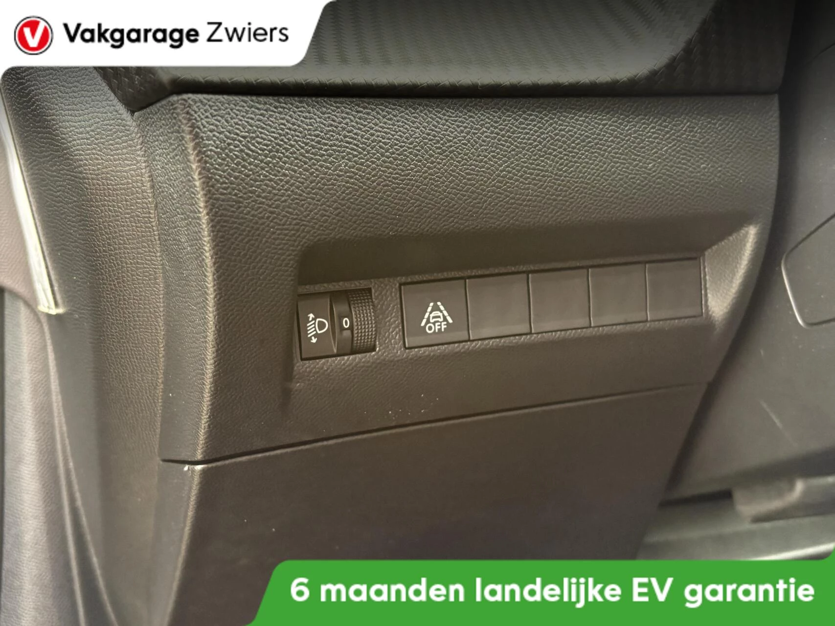 Hoofdafbeelding Peugeot e-208