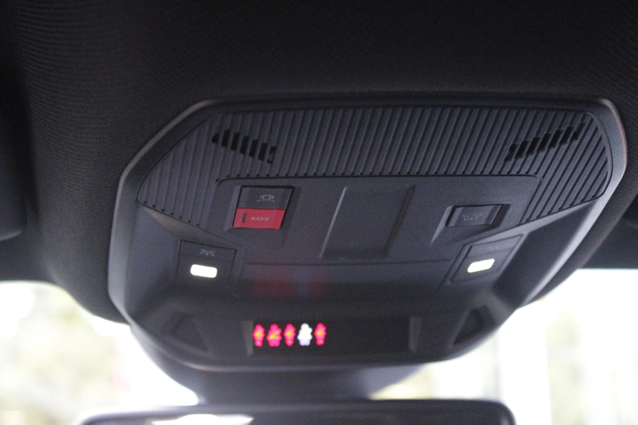Hoofdafbeelding Peugeot 408