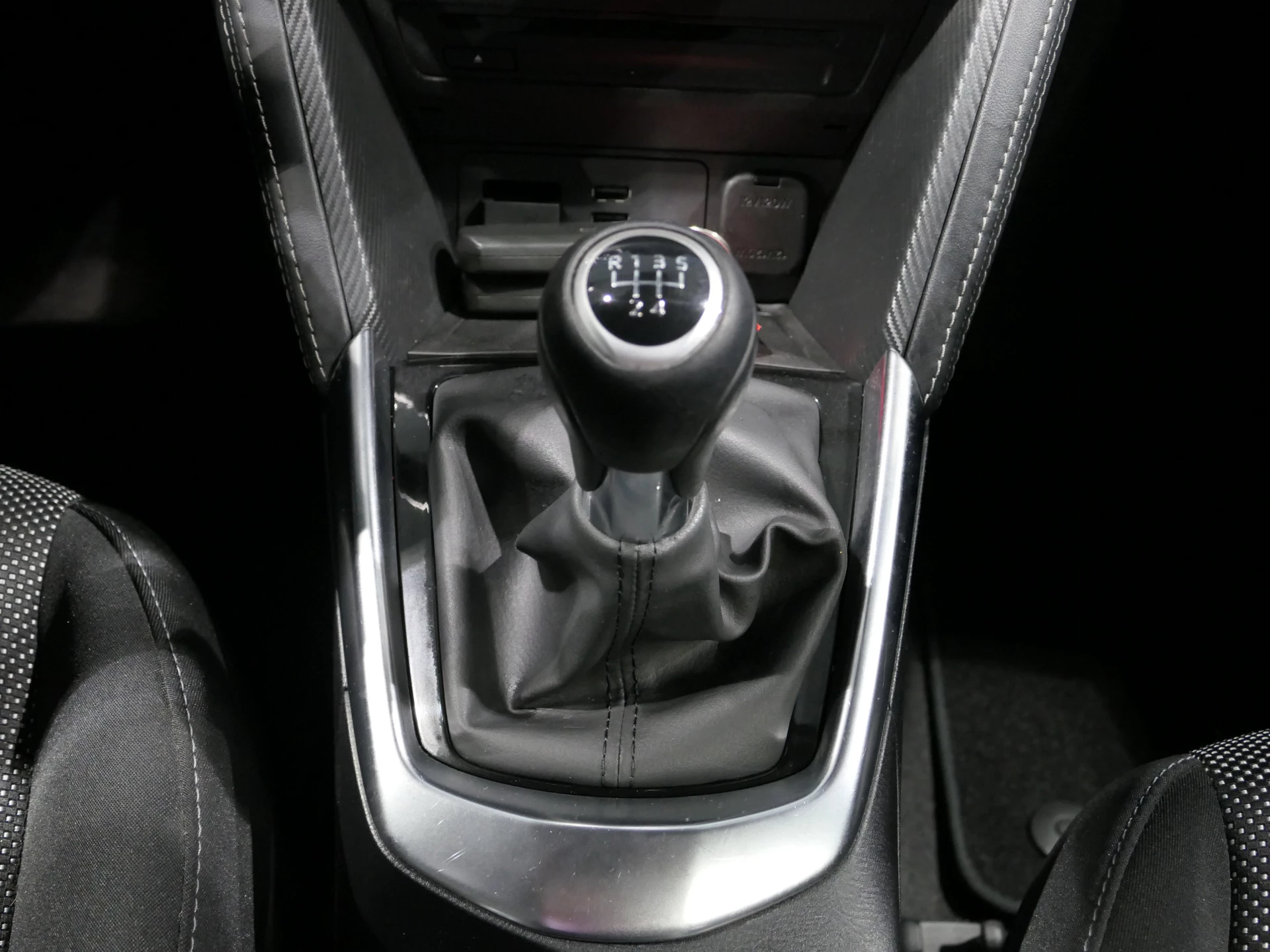 Hoofdafbeelding Mazda 2