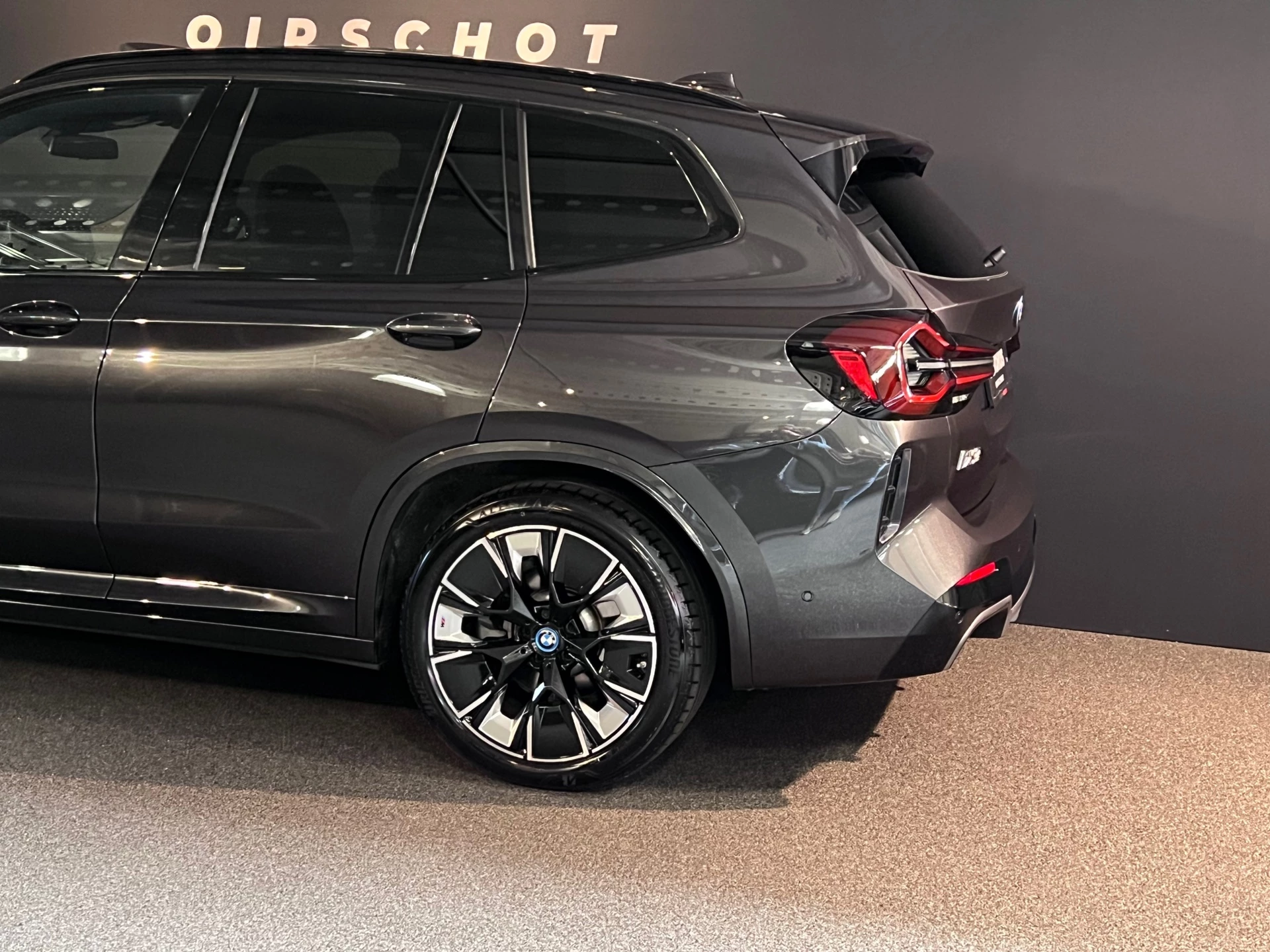 Hoofdafbeelding BMW iX3