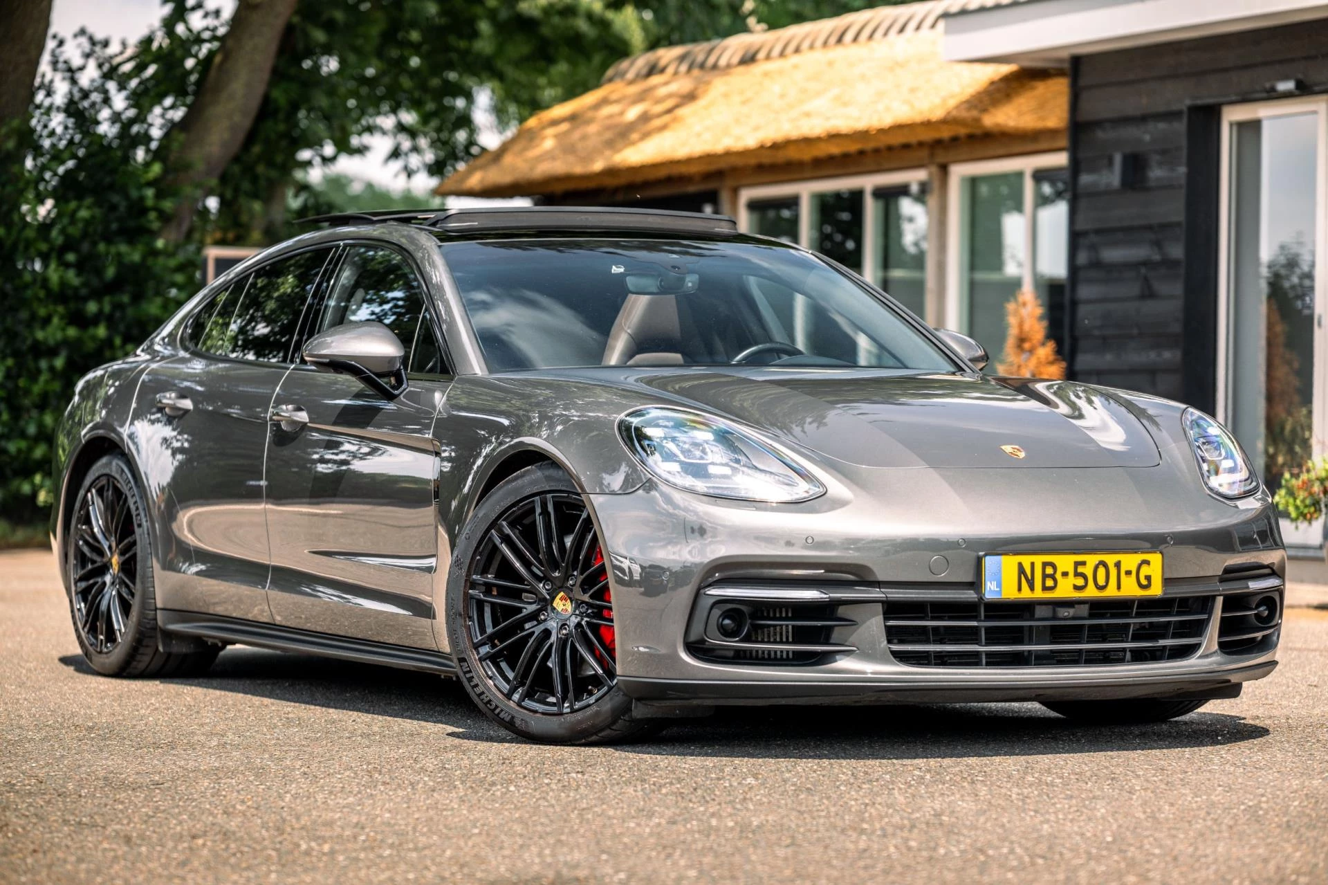 Hoofdafbeelding Porsche Panamera