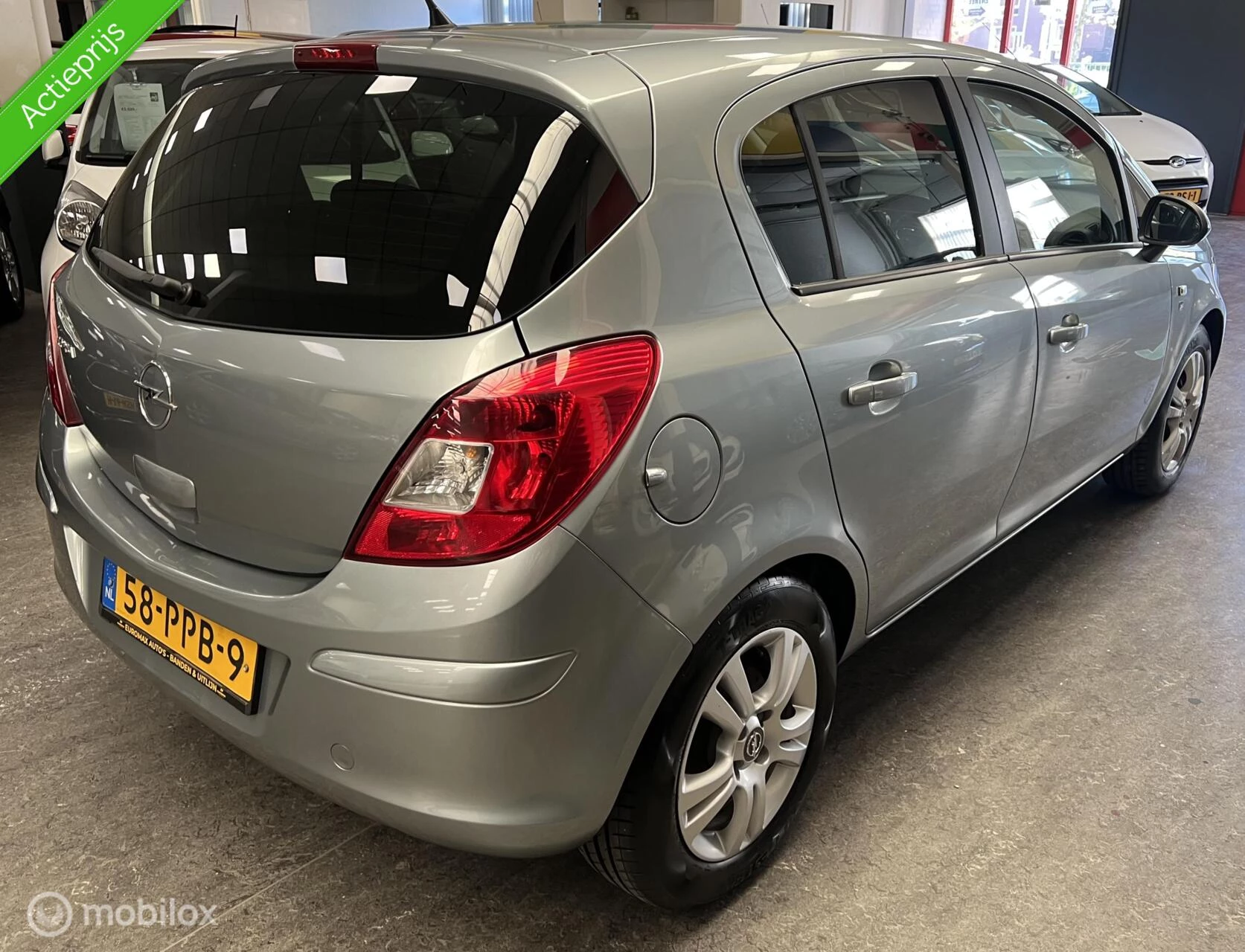 Hoofdafbeelding Opel Corsa