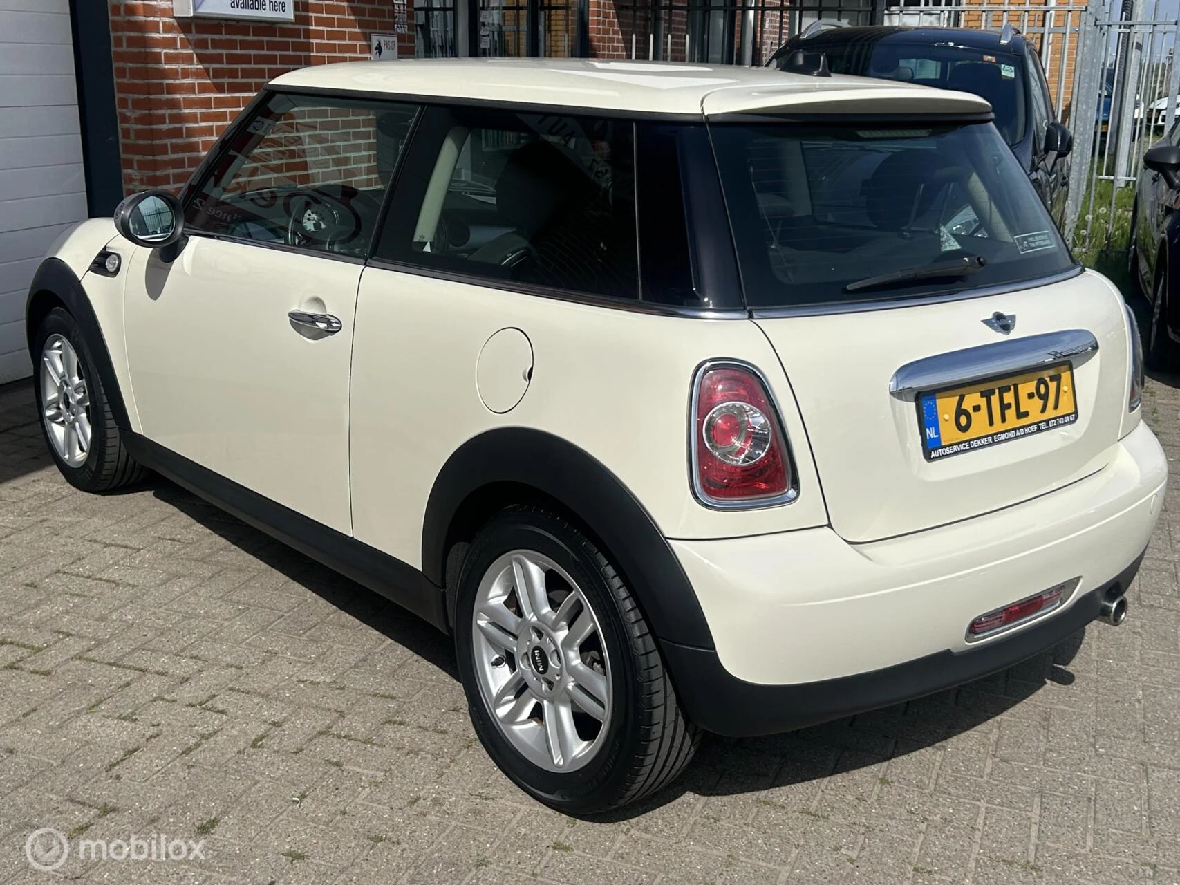 Hoofdafbeelding MINI One