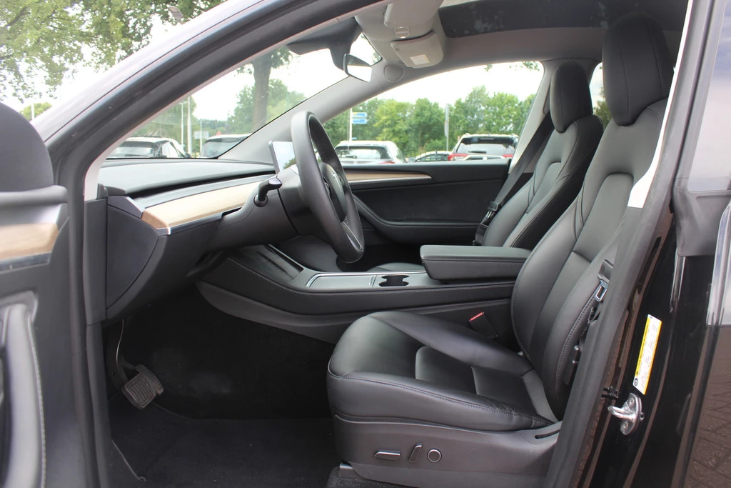 Hoofdafbeelding Tesla Model Y