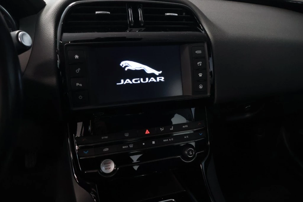 Hoofdafbeelding Jaguar XE