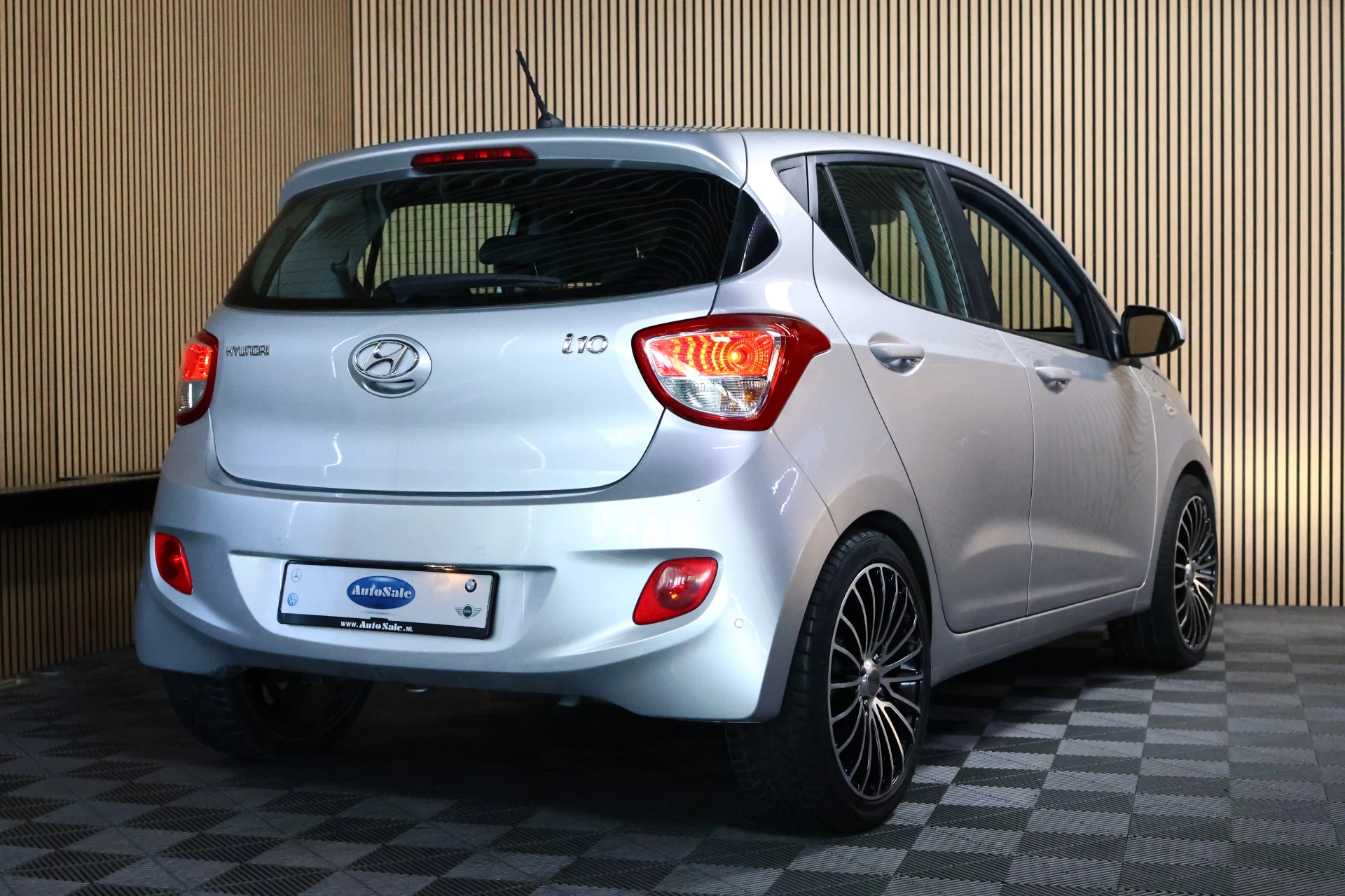 Hoofdafbeelding Hyundai i10