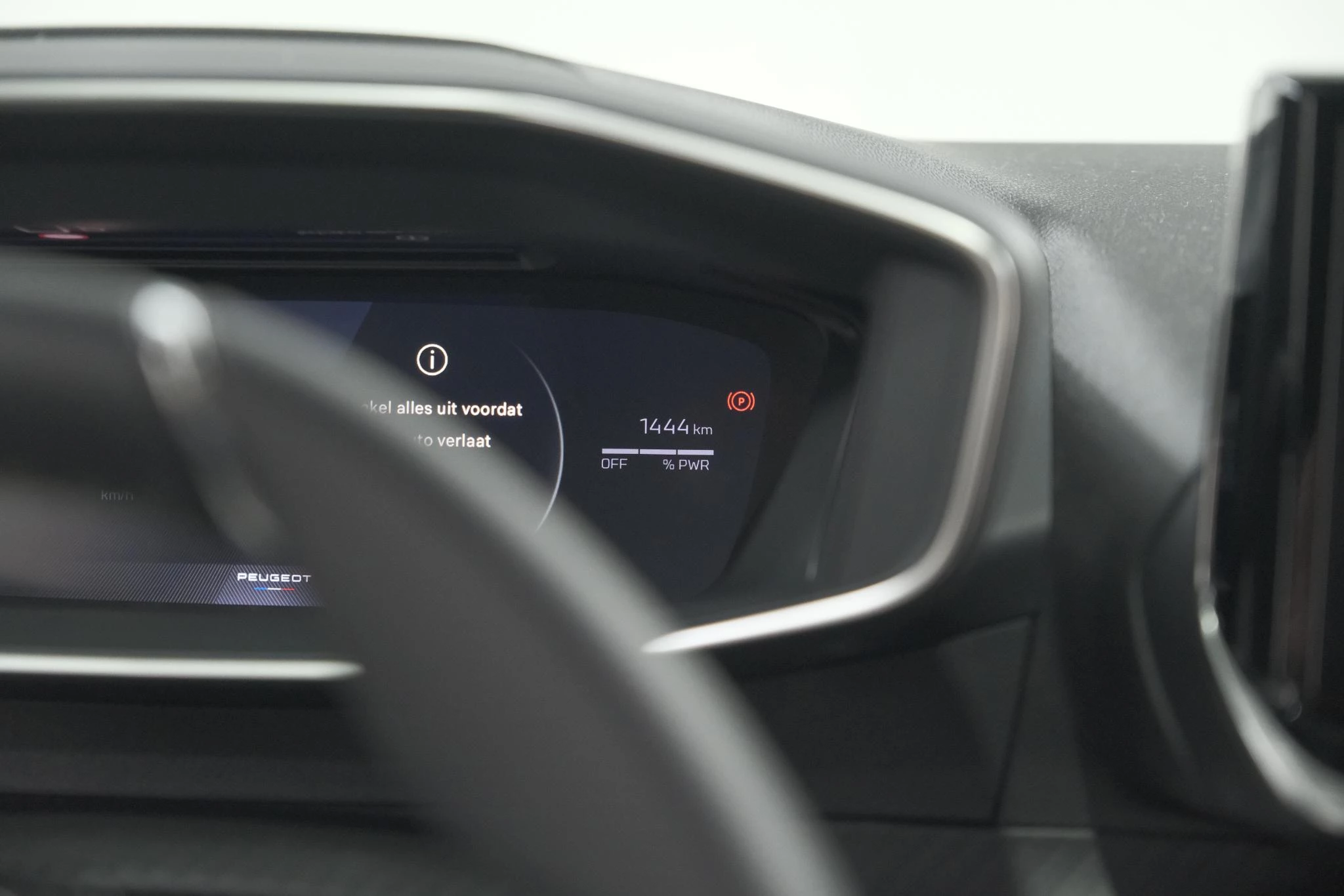 Hoofdafbeelding Peugeot e-2008