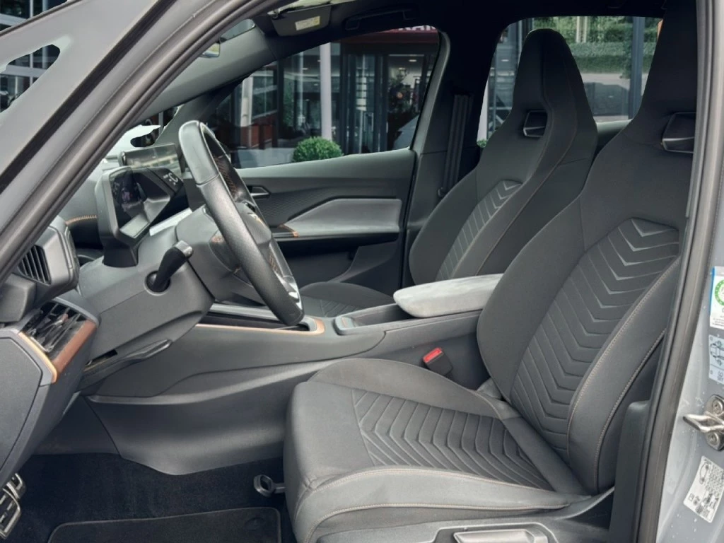 Hoofdafbeelding CUPRA Born