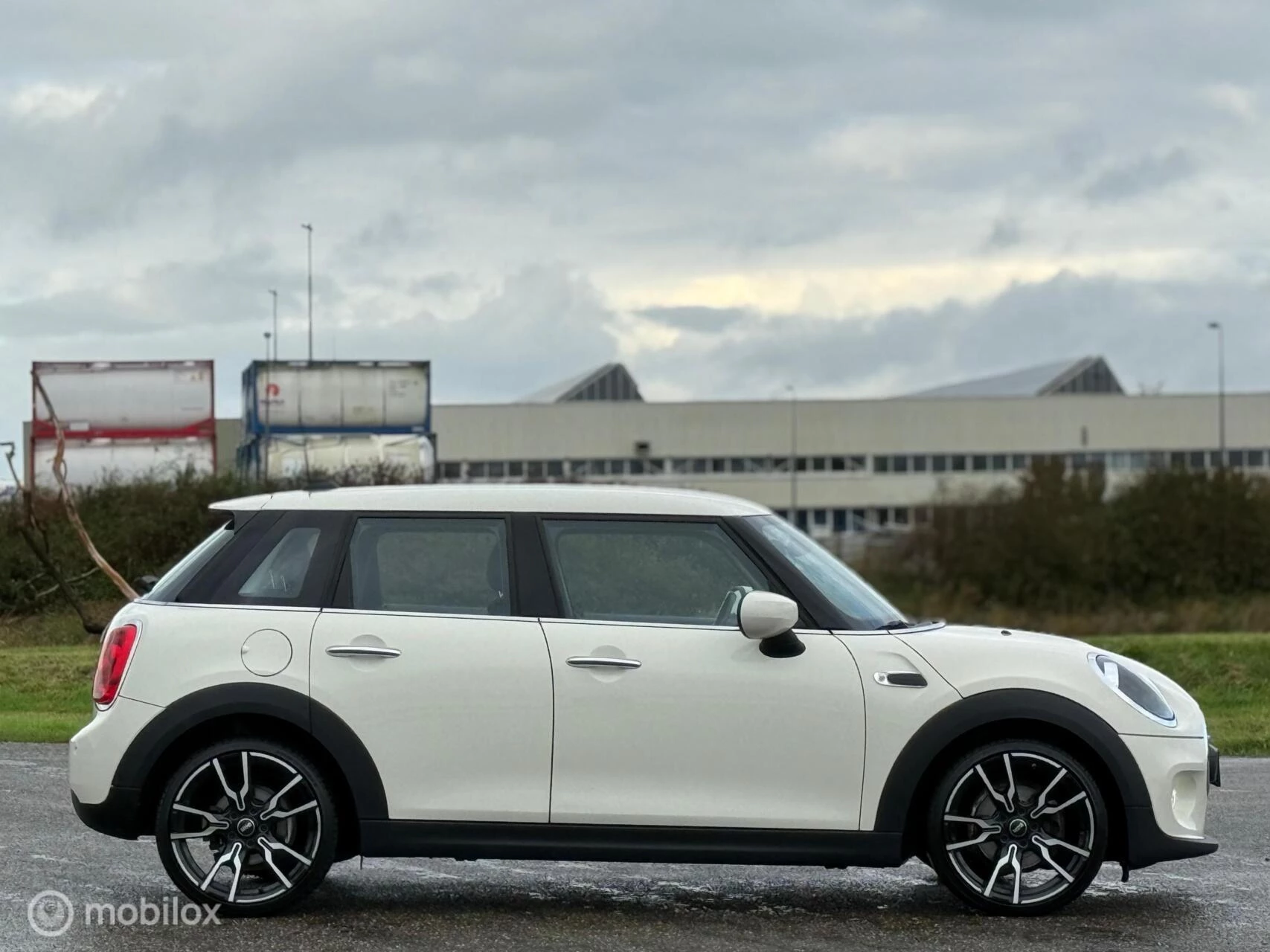 Hoofdafbeelding MINI One