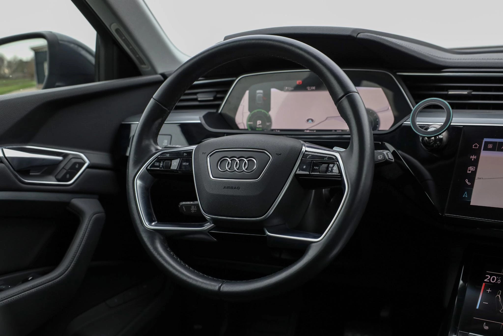 Hoofdafbeelding Audi e-tron