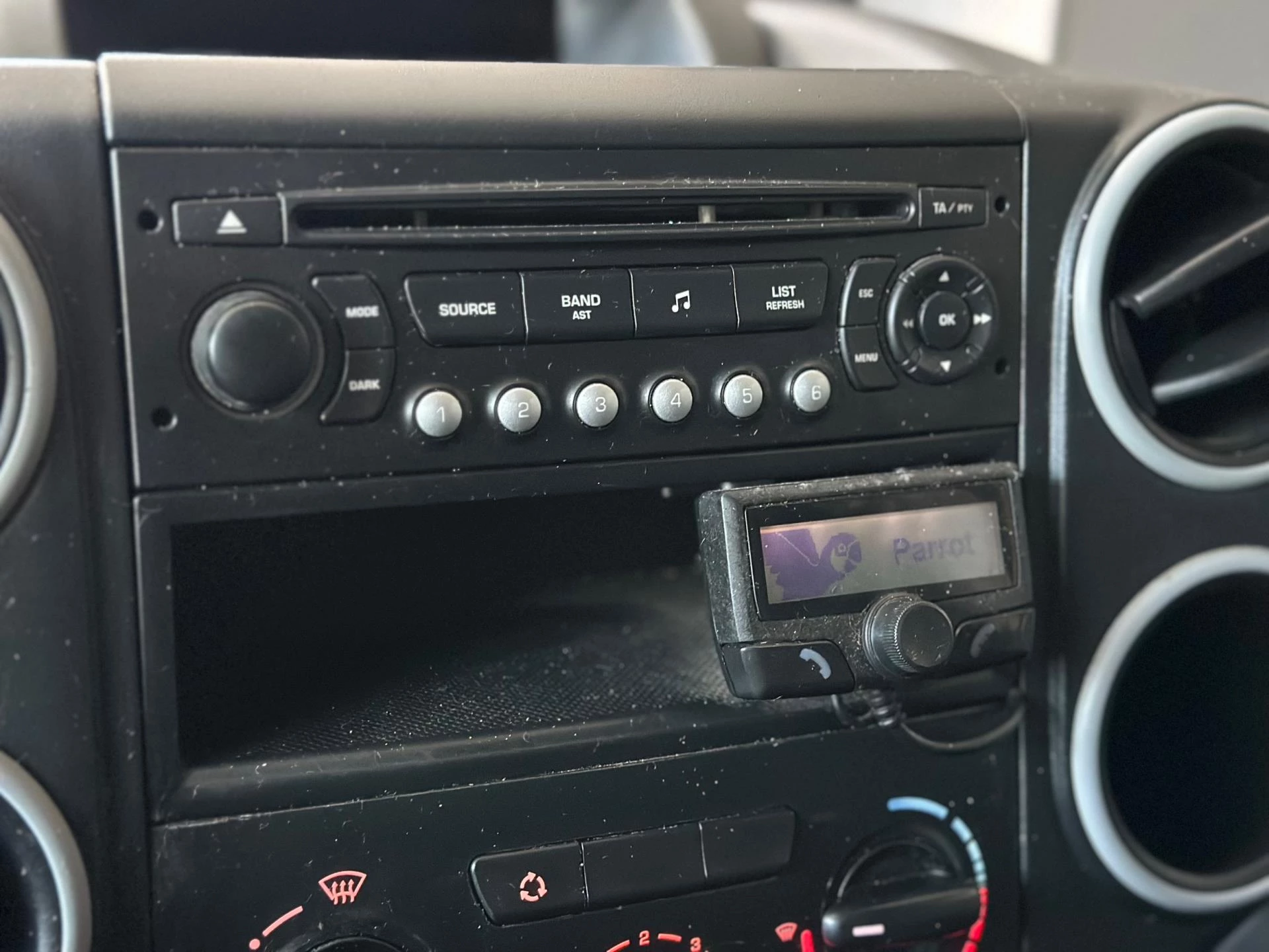 Hoofdafbeelding Peugeot Partner