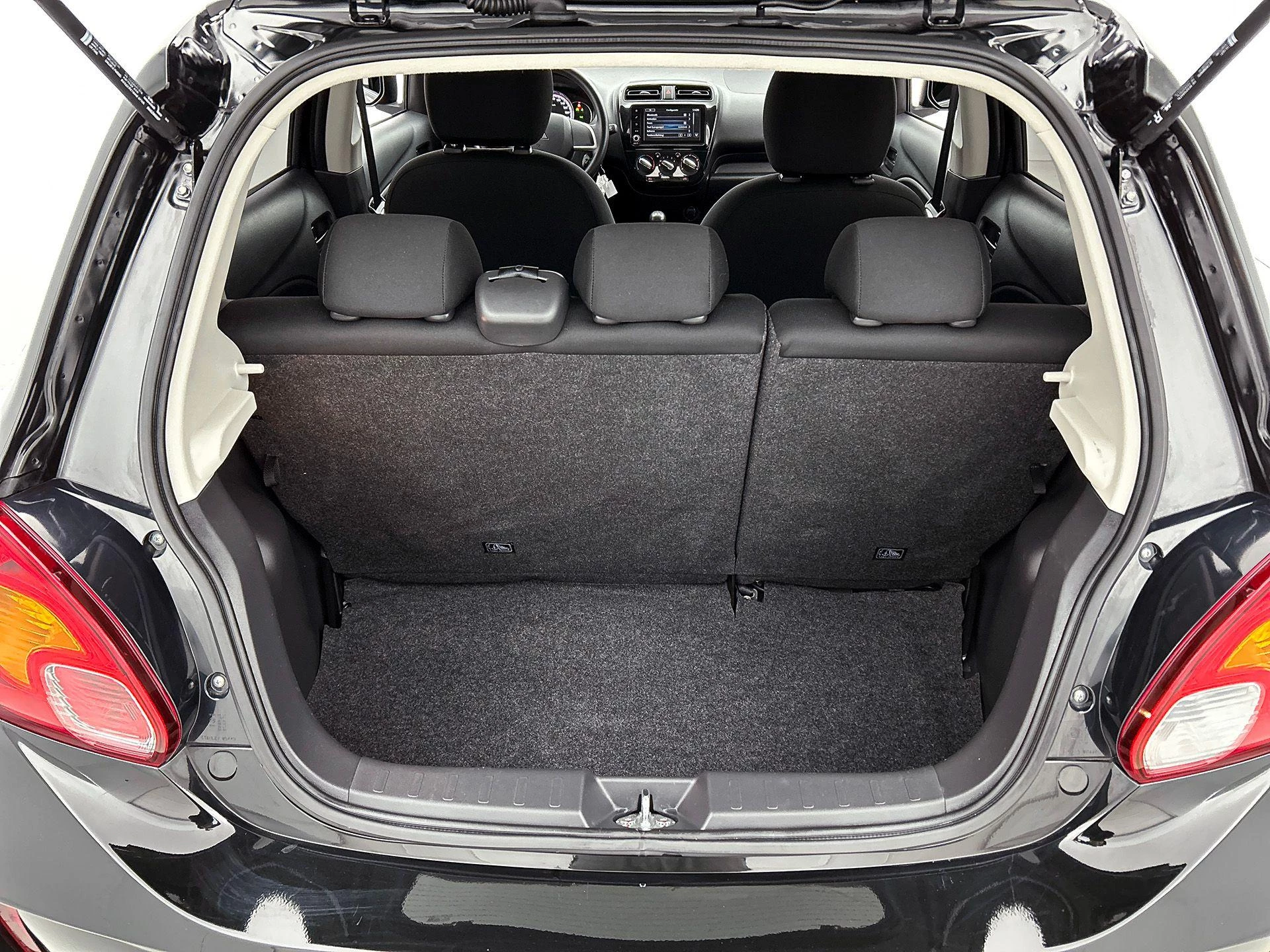 Hoofdafbeelding Mitsubishi Space Star