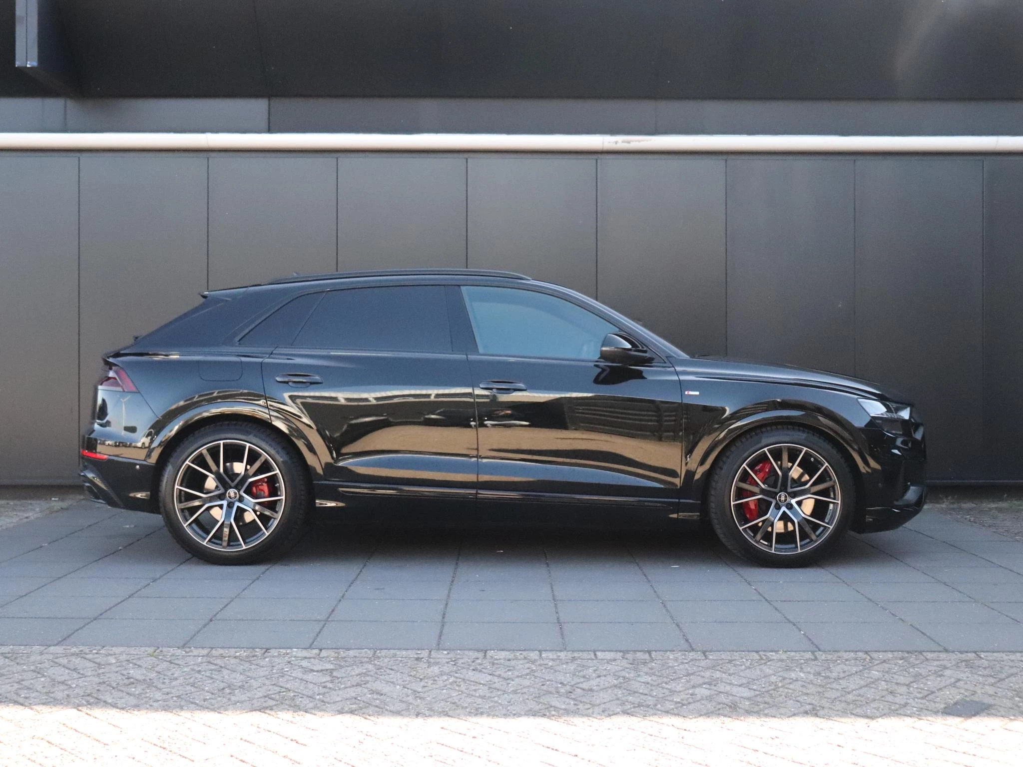 Hoofdafbeelding Audi Q8