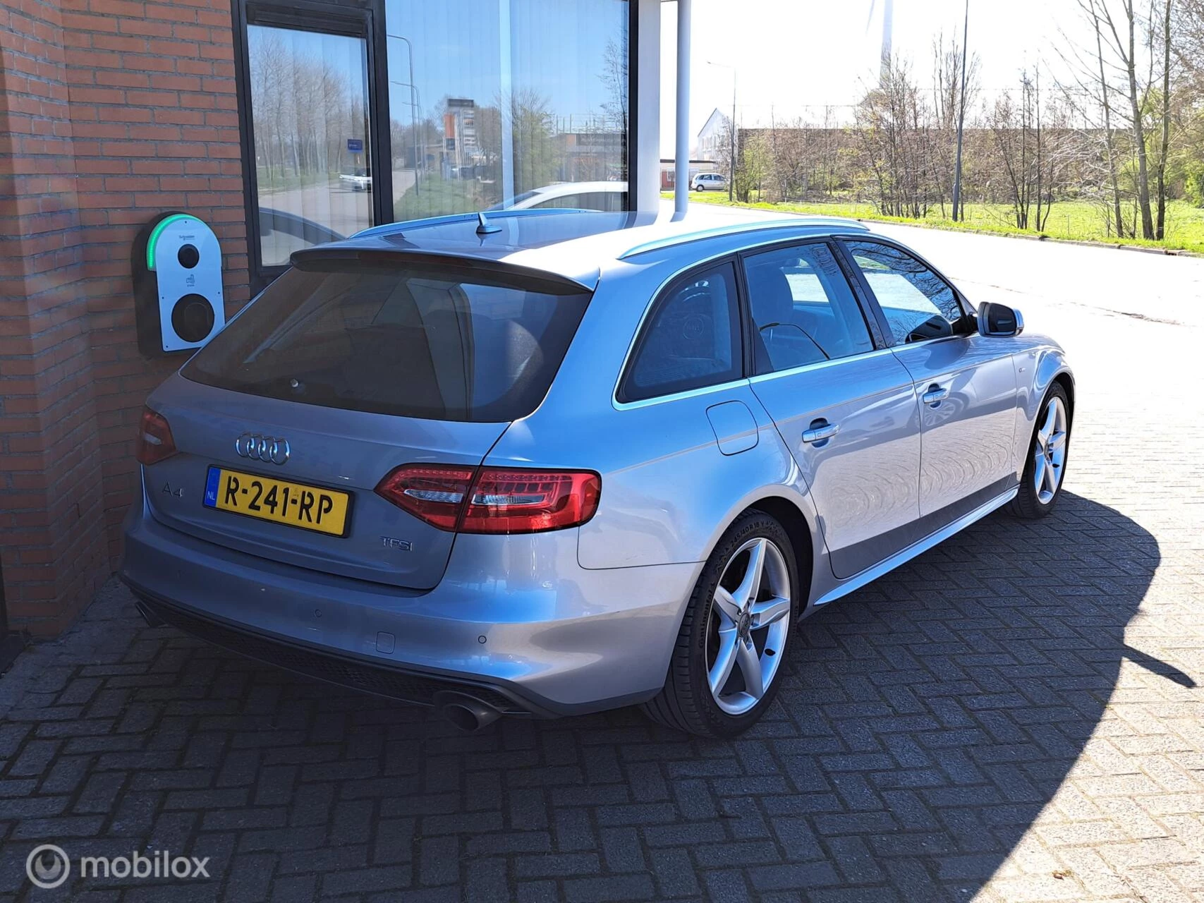 Hoofdafbeelding Audi A4