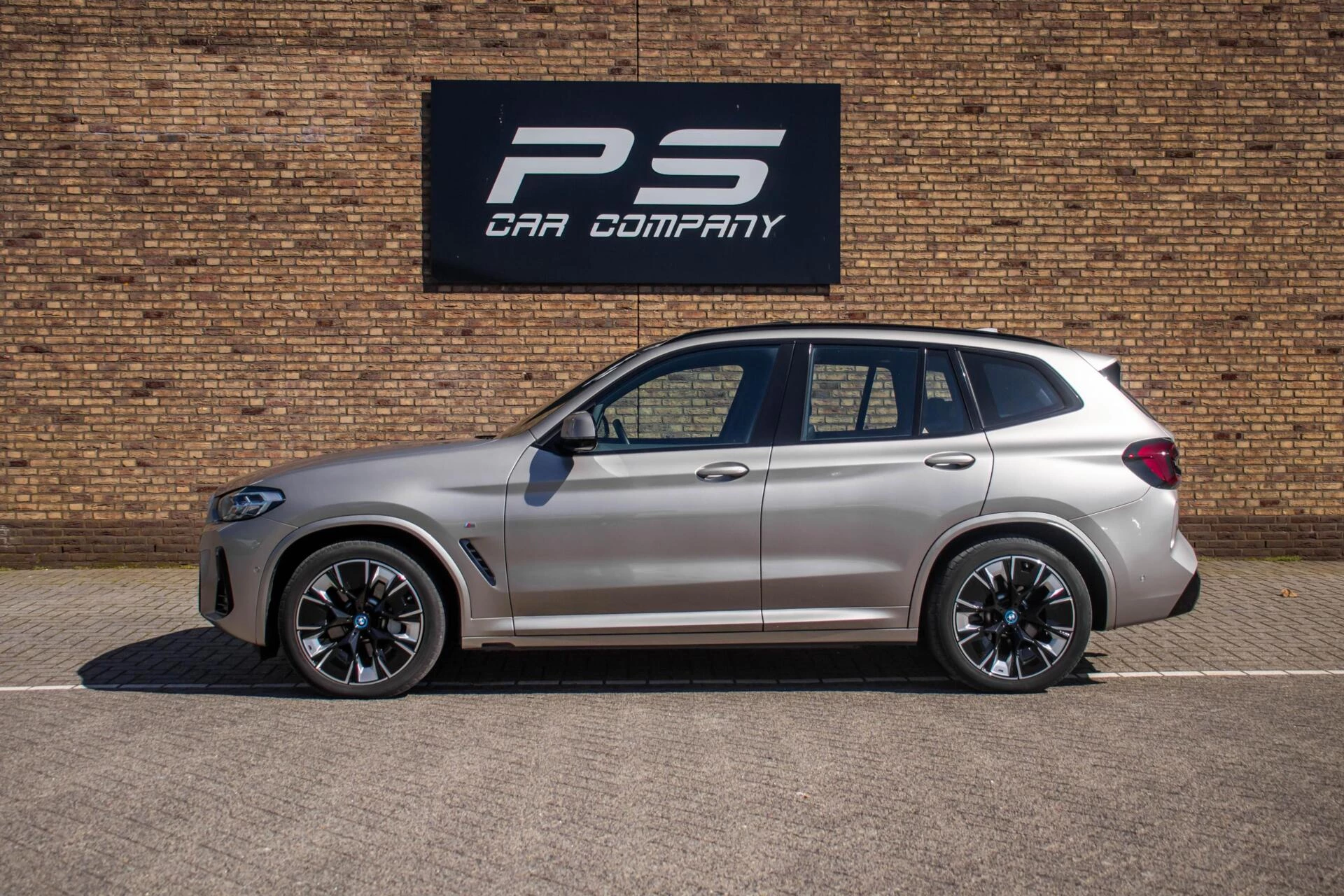 Hoofdafbeelding BMW iX3