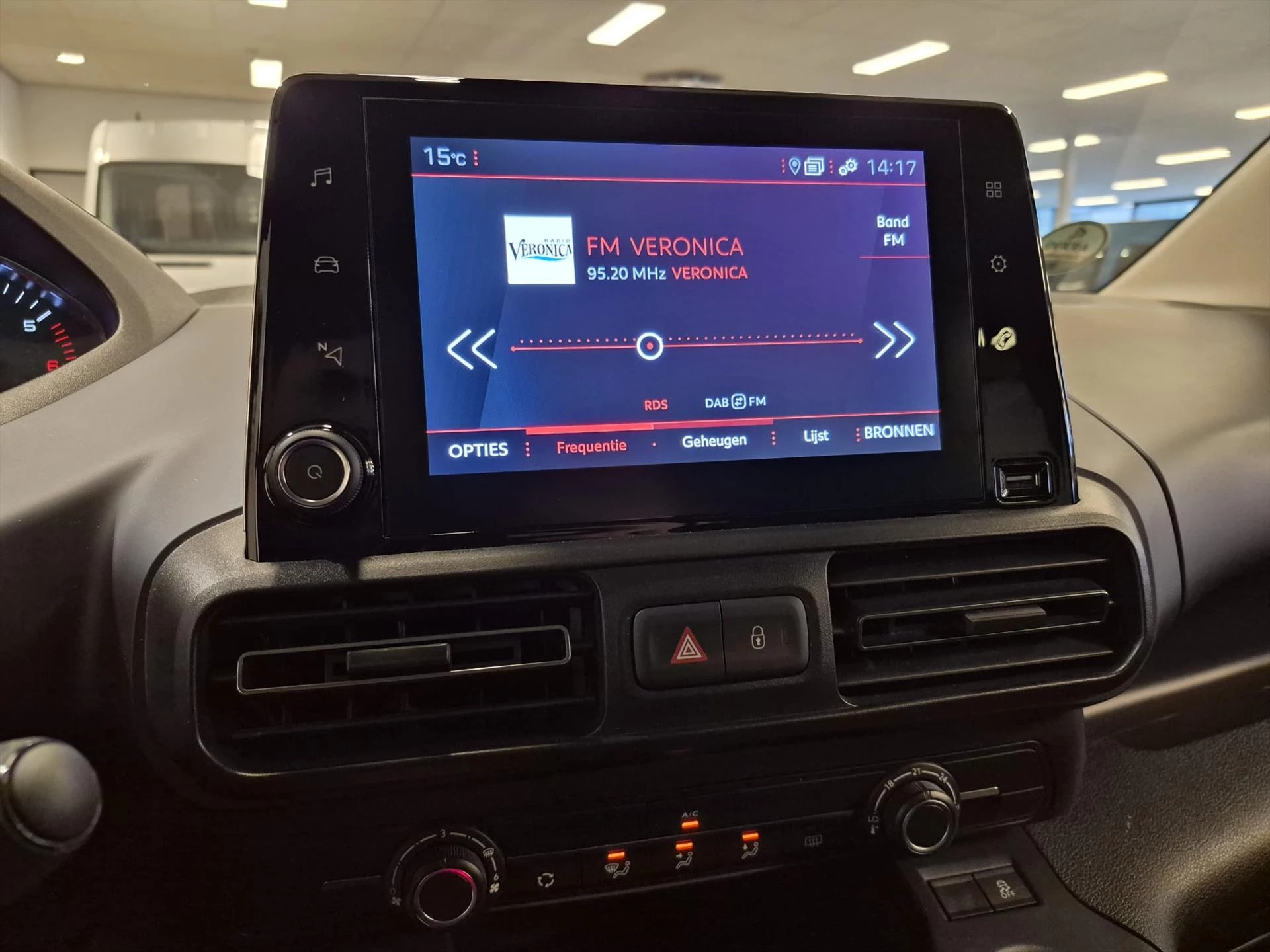 Hoofdafbeelding Peugeot Rifter