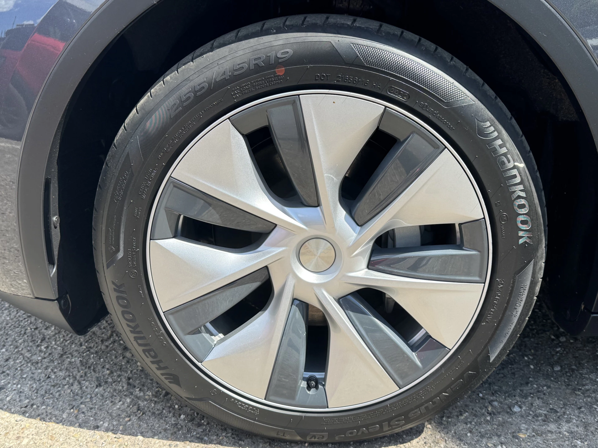 Hoofdafbeelding Tesla Model Y