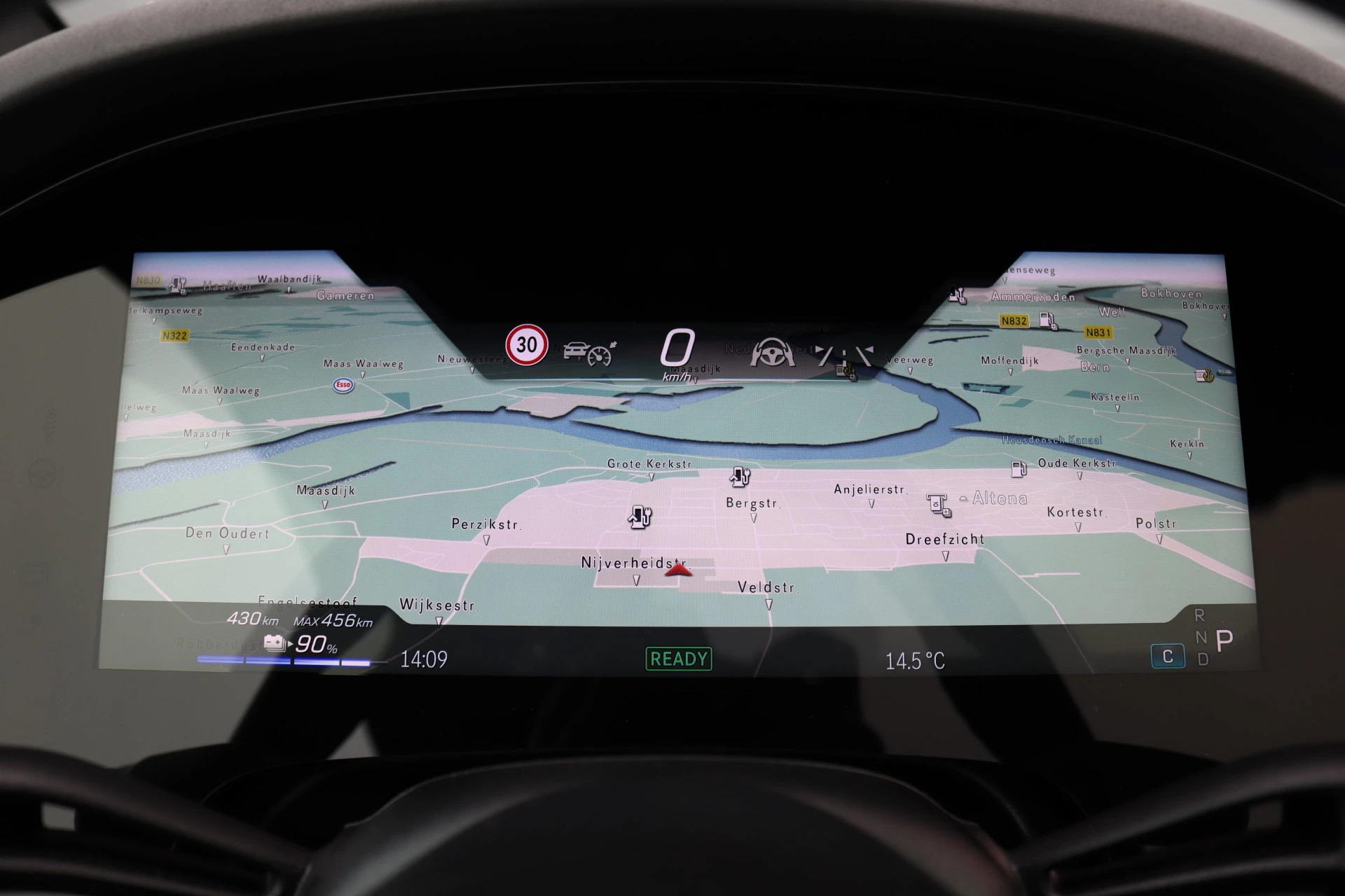 Hoofdafbeelding Mercedes-Benz EQE