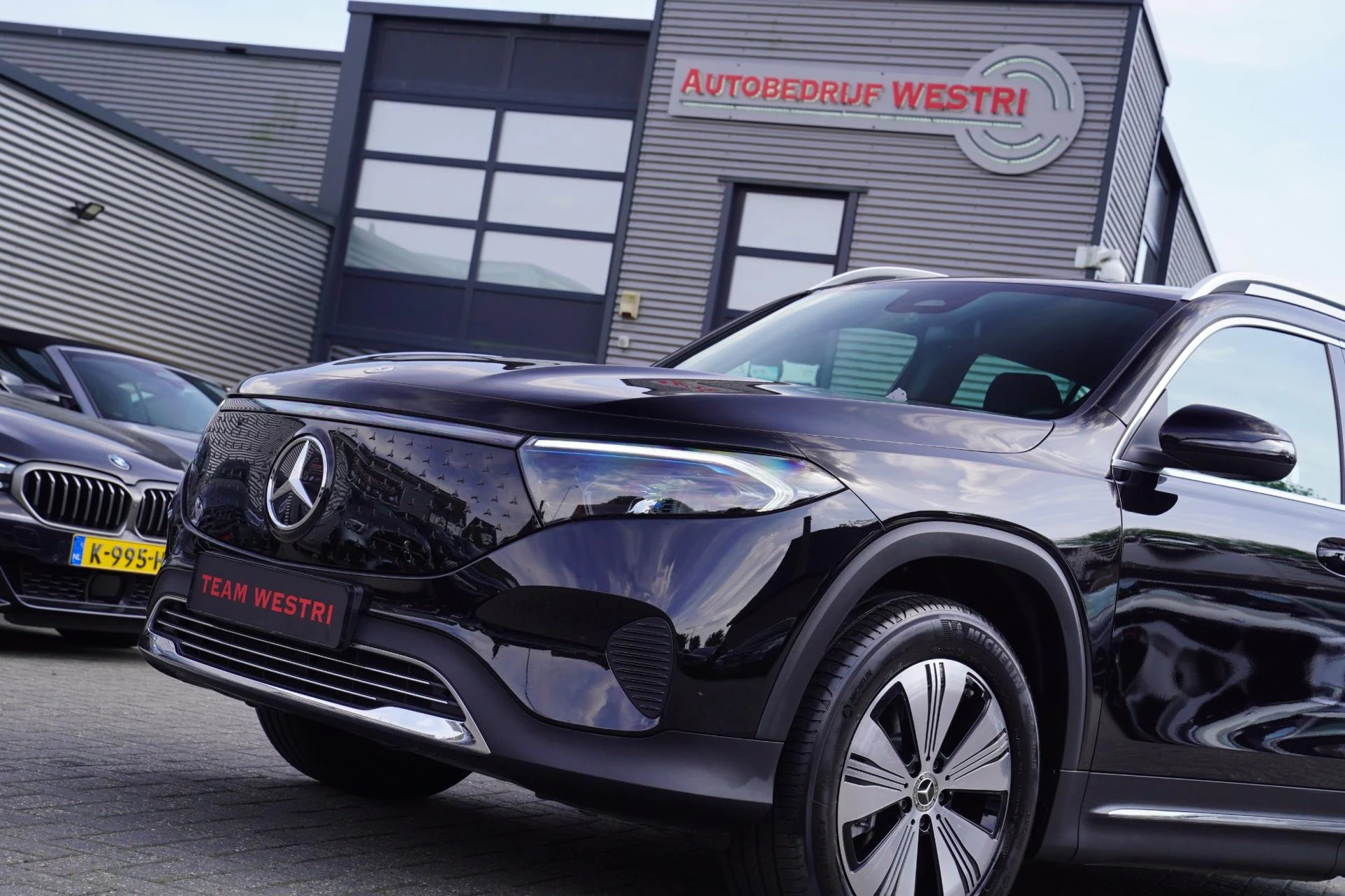Hoofdafbeelding Mercedes-Benz EQB
