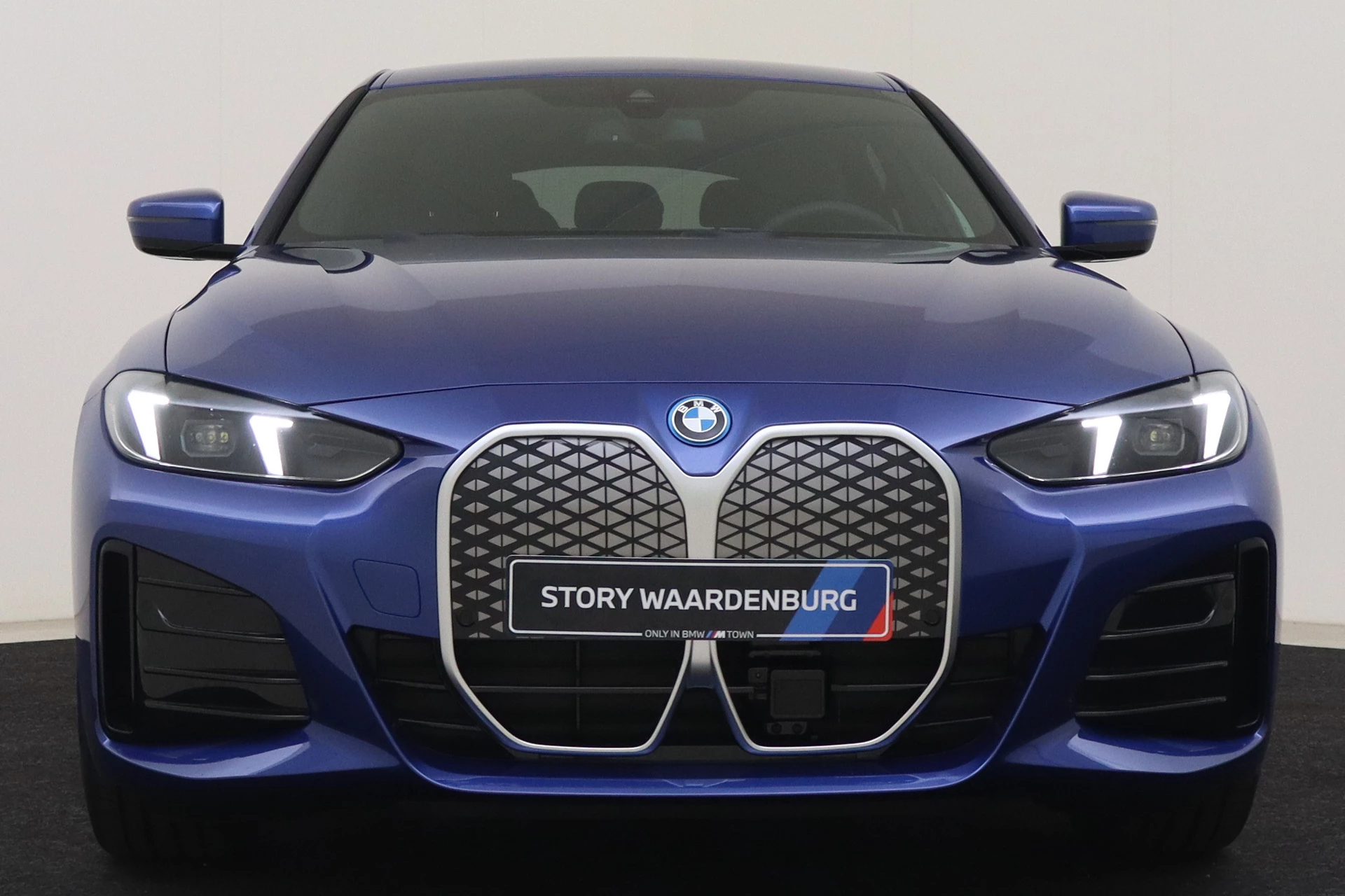 Hoofdafbeelding BMW i4